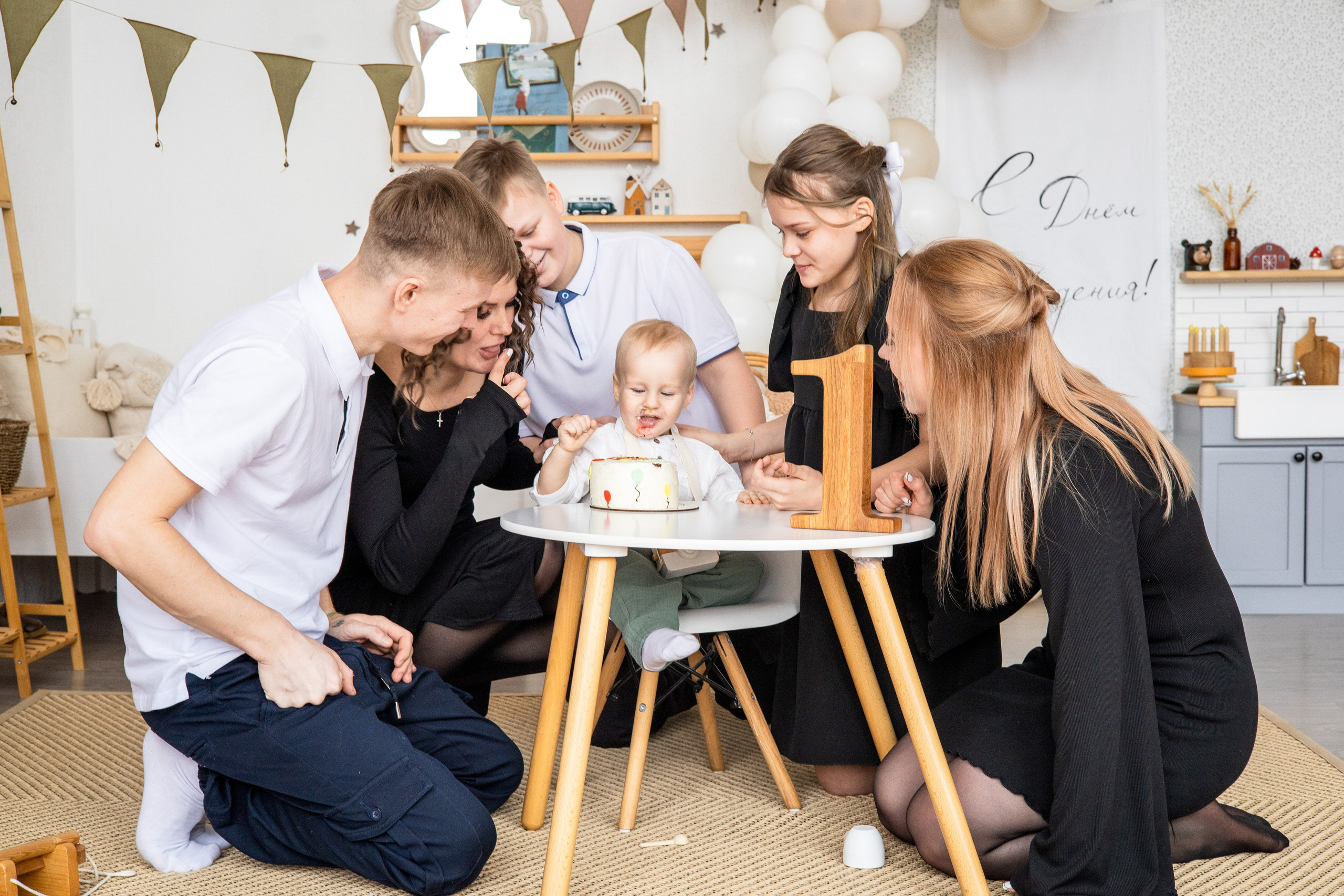 Елисею 1 годик. Настя Лекса. фотограф г. Красноярск