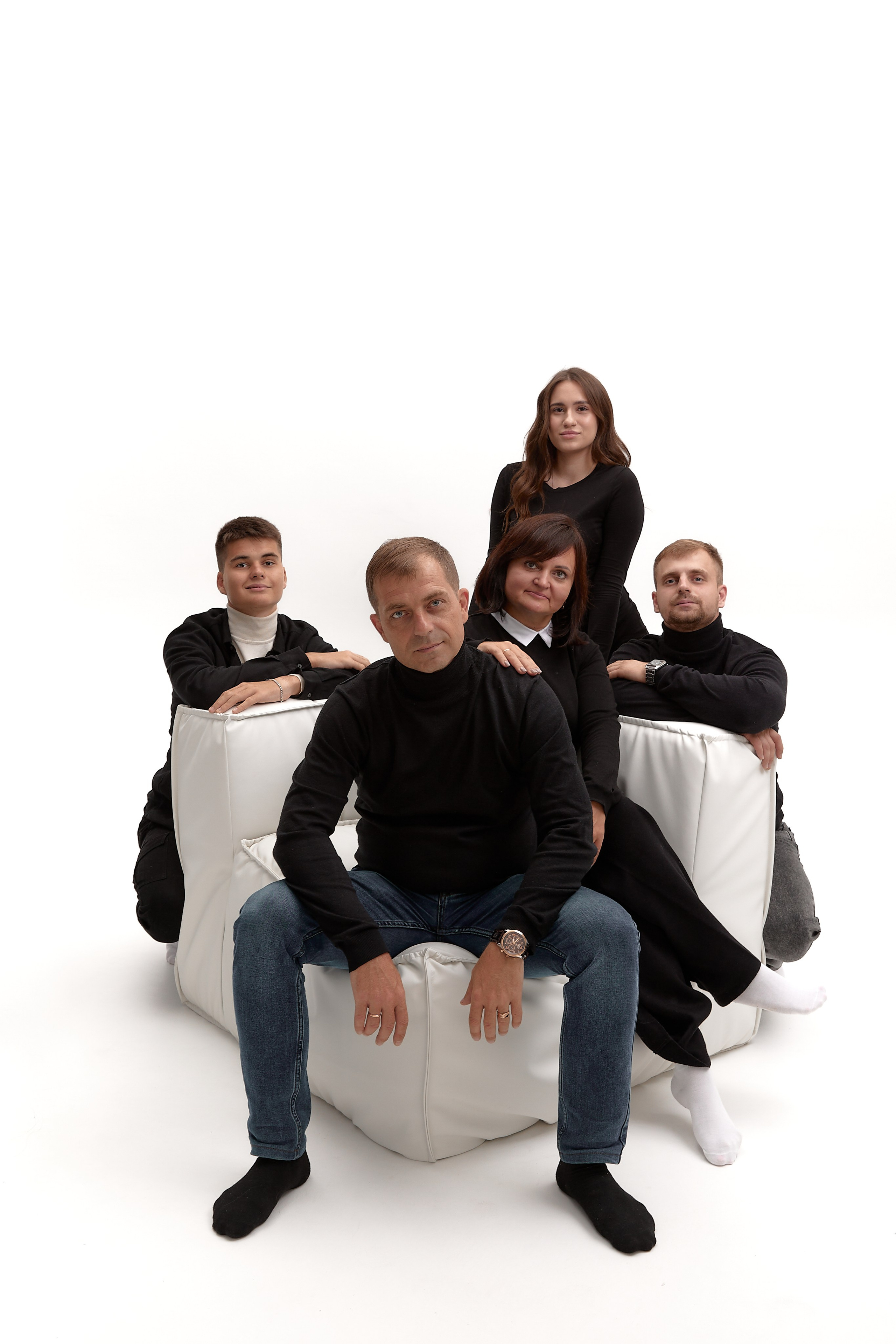 Виталий с Еленой и их дружная семья. Свадебный и семейный фотограф г. Саранск