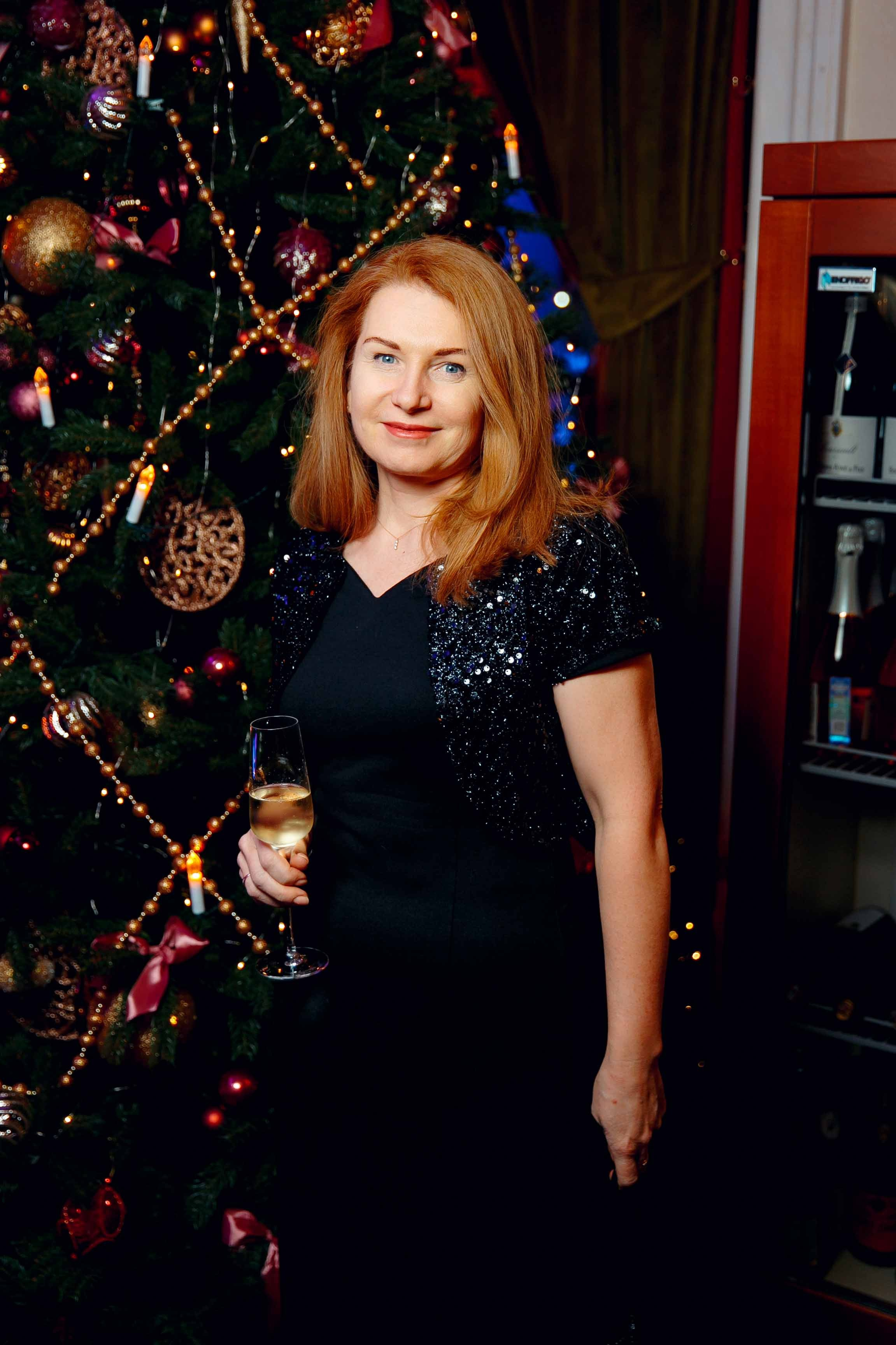 Вечер в «Дежавю». Ваш репортажный фотограф Артемий Антонов