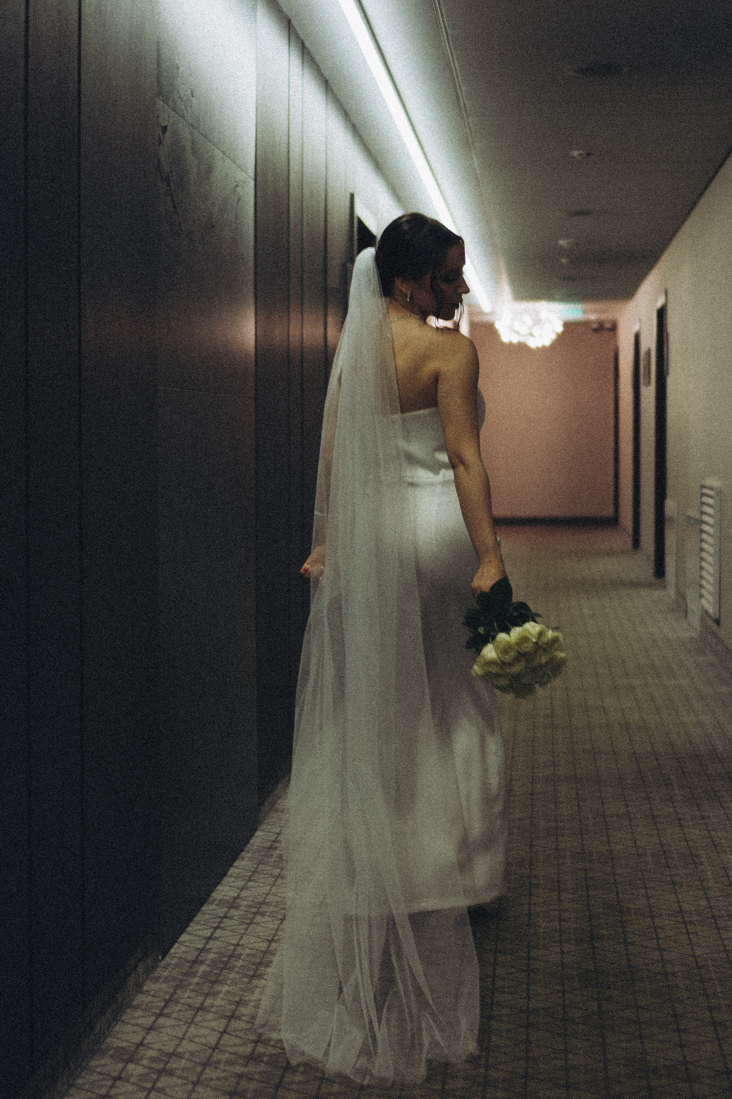 СВАДЕБНАЯ СЬЕМКА СБОРОВ ЖЕНИХА И НЕВЕСТЫ В ОТЕЛЕ И ТАКЖЕ ФОТОСЕССИИЯ В ОТЕЛЕЕ МЕГАПОЛИС БРЯНСК. Профессиональный фотограф, Санкт-Петербург — Виктория Богомолова