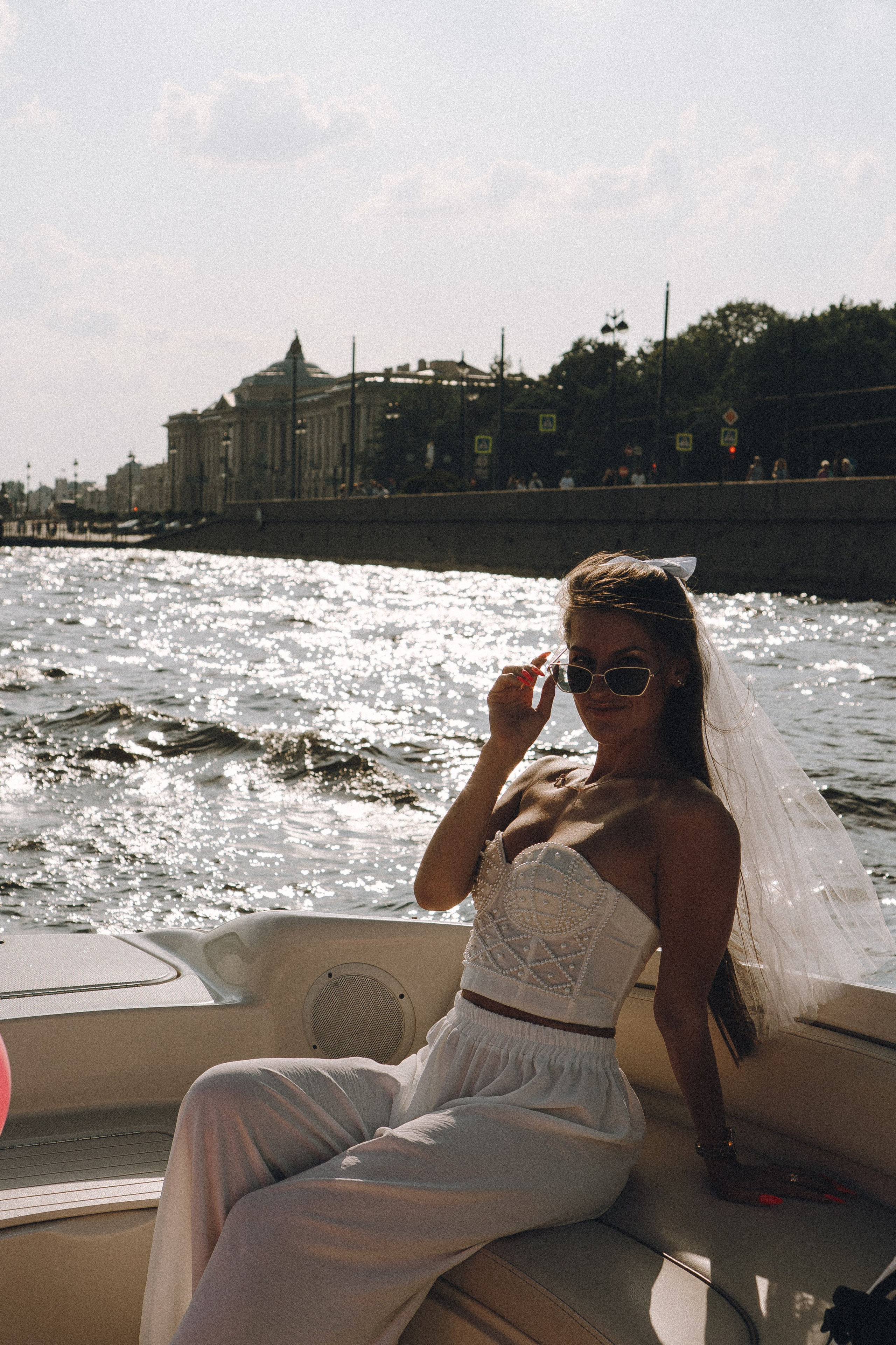 ДЕВИЧНИК НА КАТЕРЕ. Профессиональный фотограф, Санкт-Петербург — Виктория Богомолова