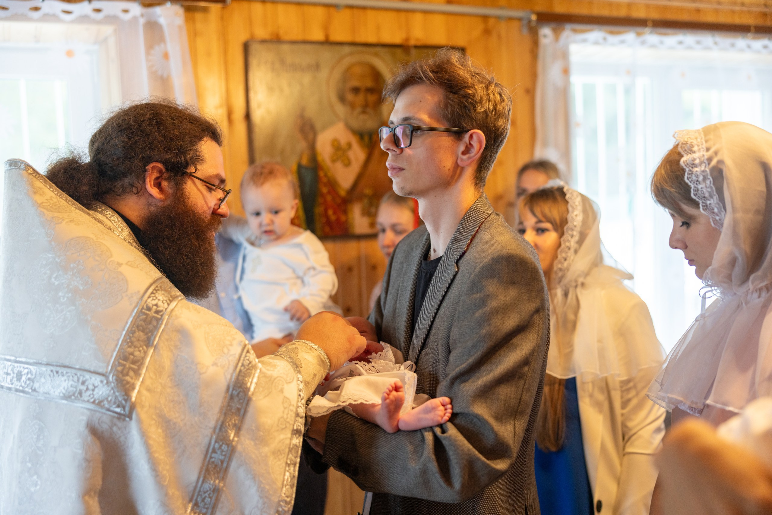 Образец репортажа крещения оригиналы, без искажений, без вспышки, светосильная оптика!. Фотограф в Туле Крупский АнДРей. Фотостудия «КАДР71» в Туле