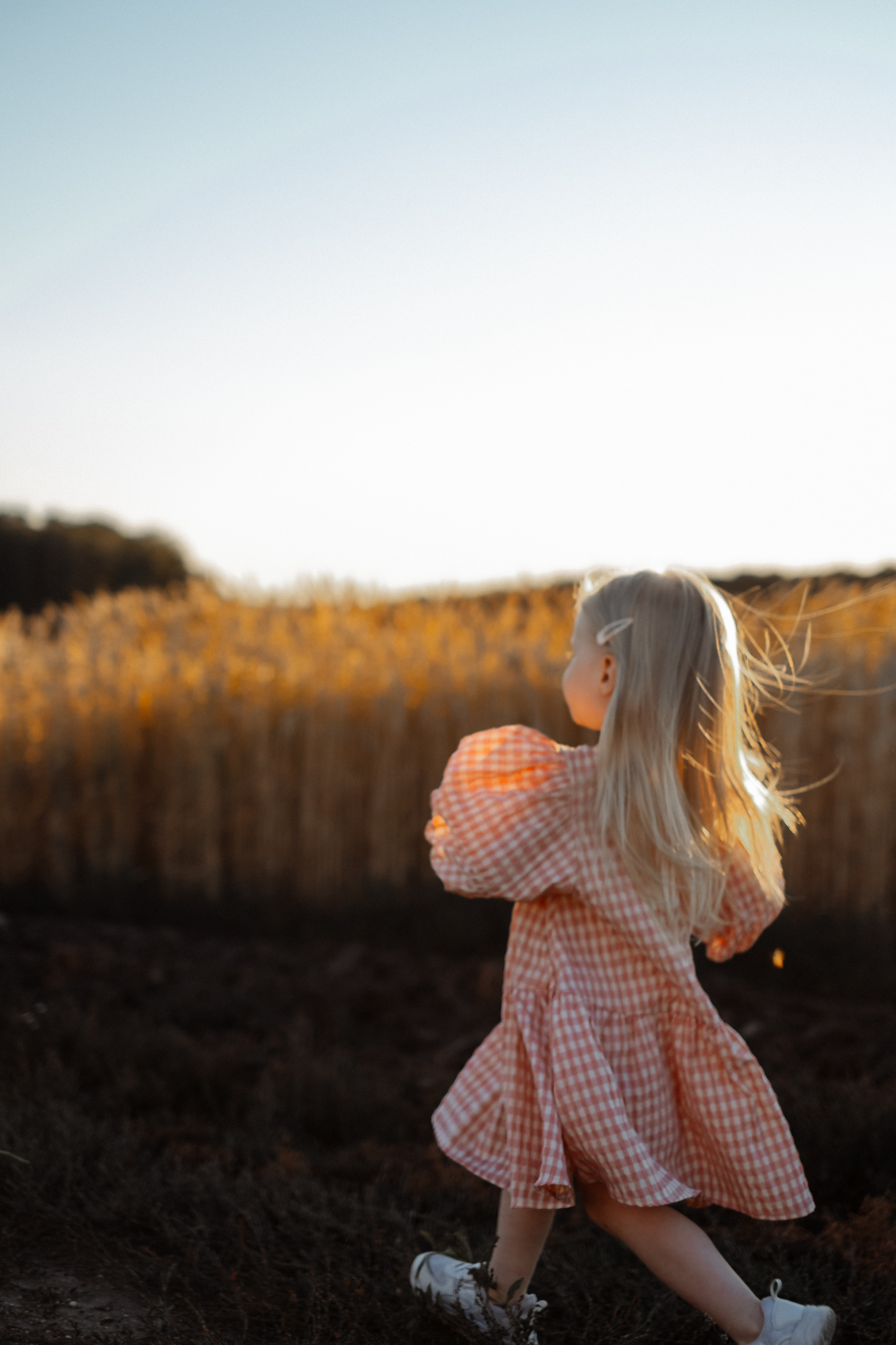 Саша и Маша. Не смотри на других, смотри внутрь себя