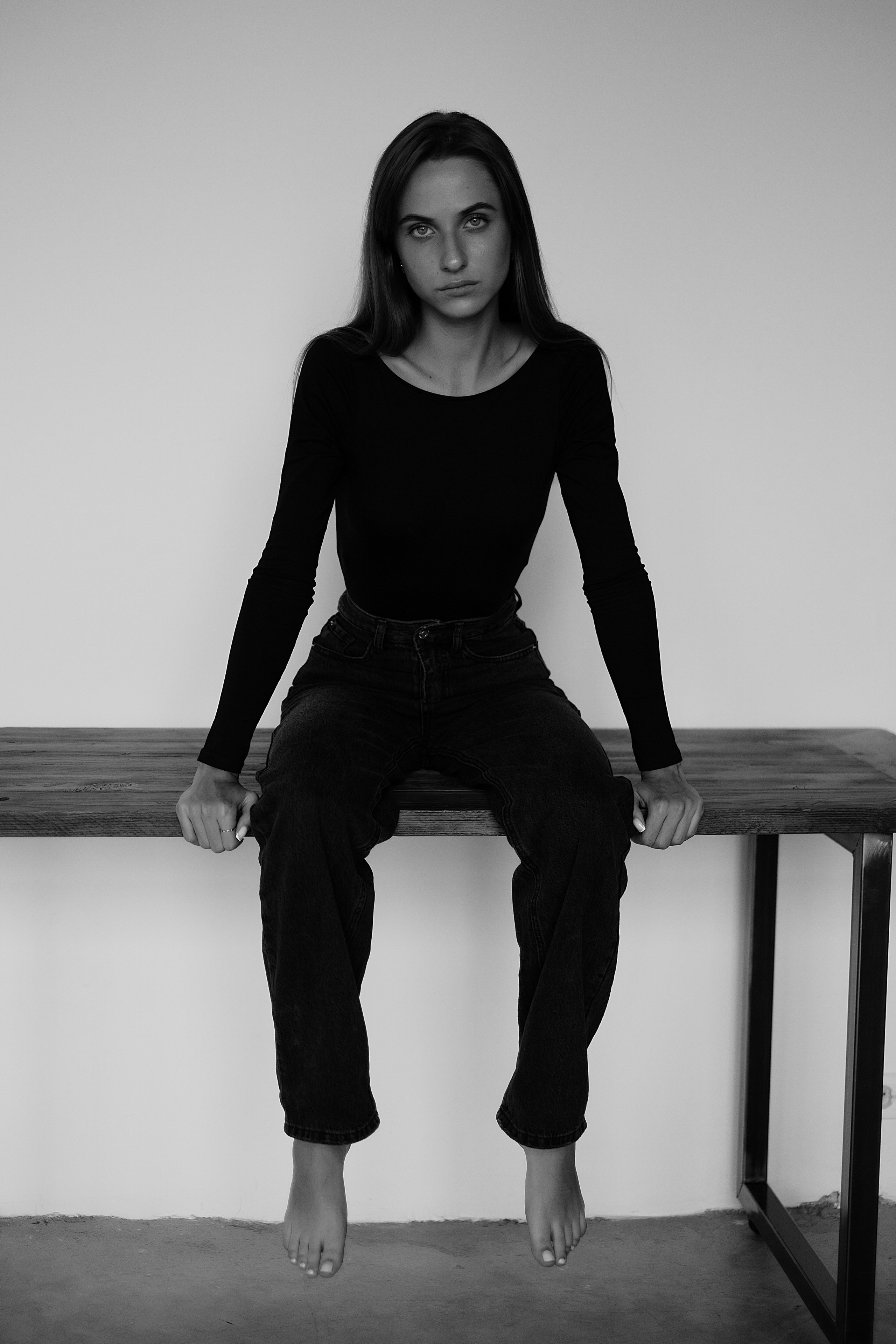 Настя. Не смотри на других, смотри внутрь себя