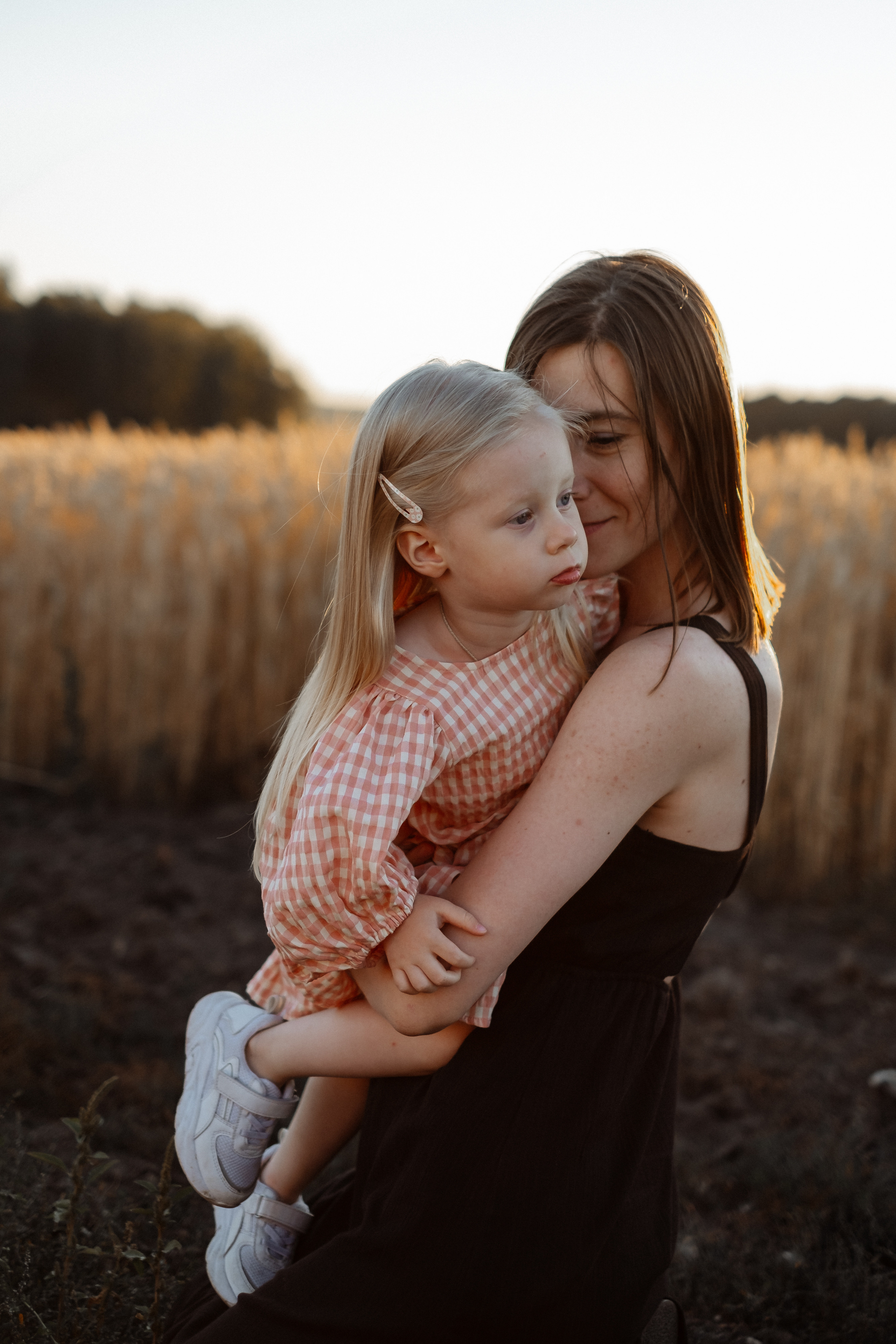 Саша и Маша. Не смотри на других, смотри внутрь себя