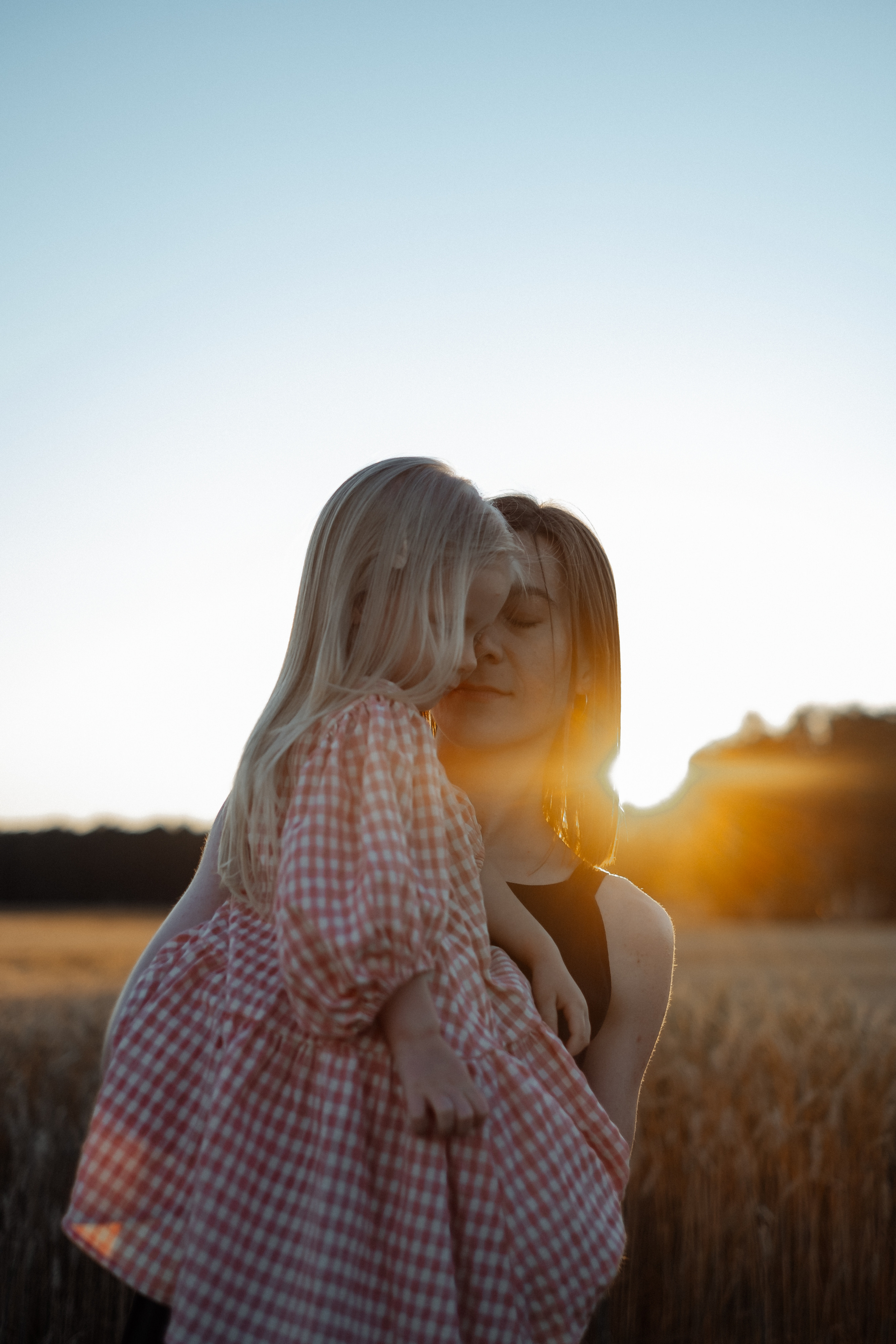 Саша и Маша. Не смотри на других, смотри внутрь себя