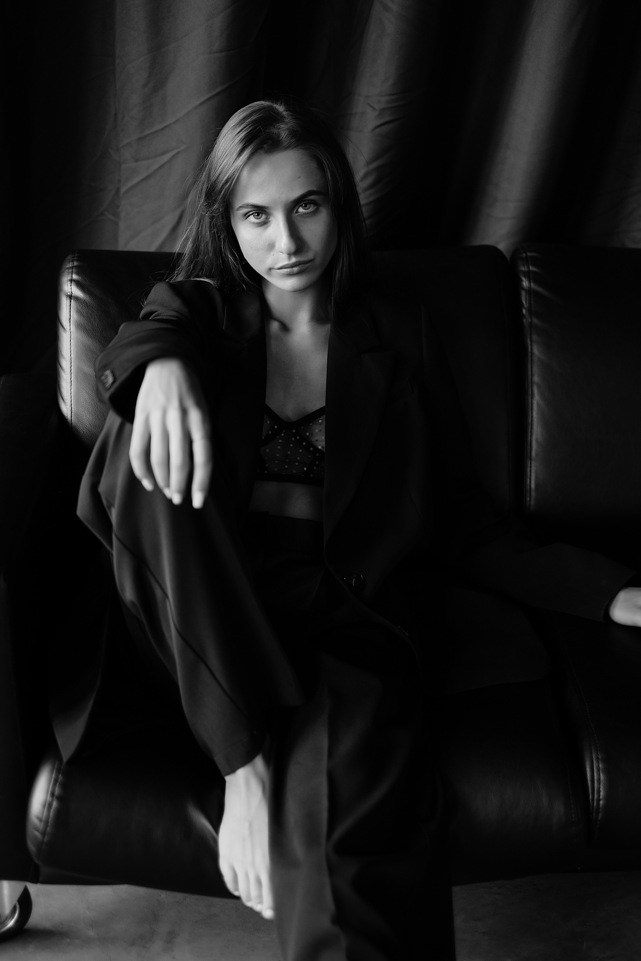 Настя. Не смотри на других, смотри внутрь себя