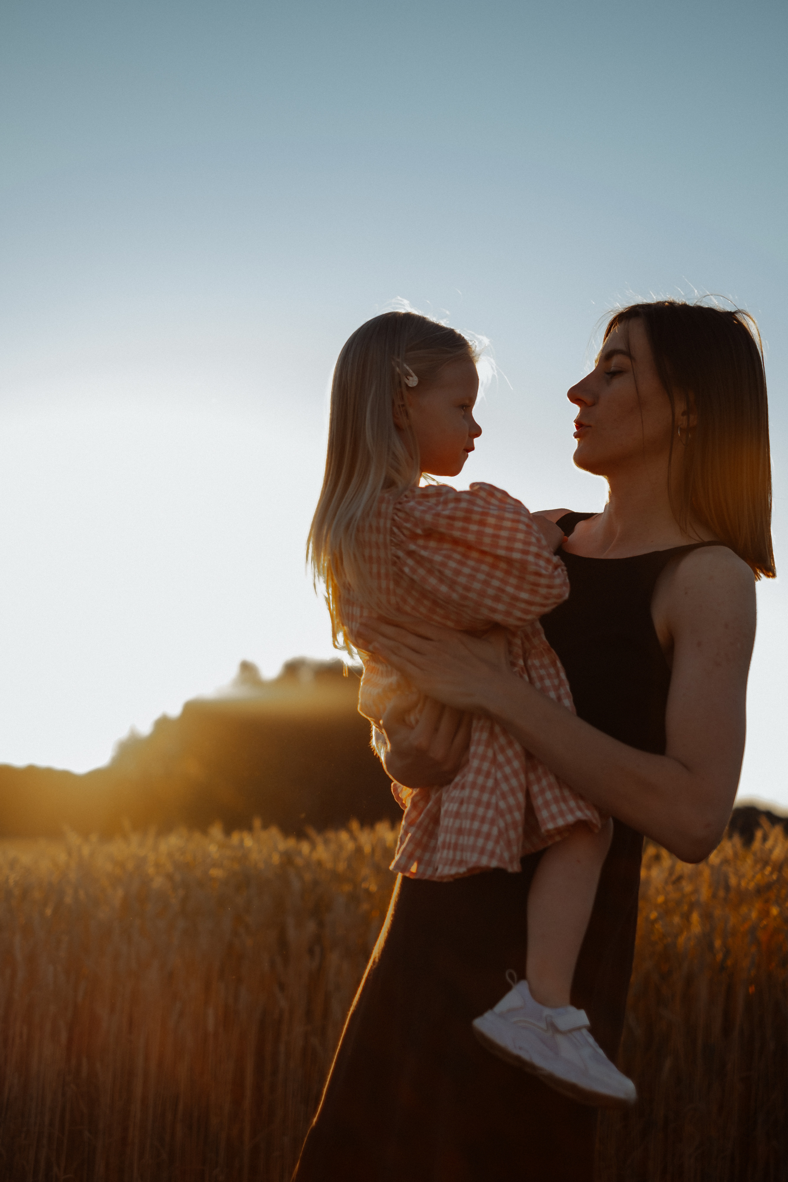 Саша и Маша. Не смотри на других, смотри внутрь себя