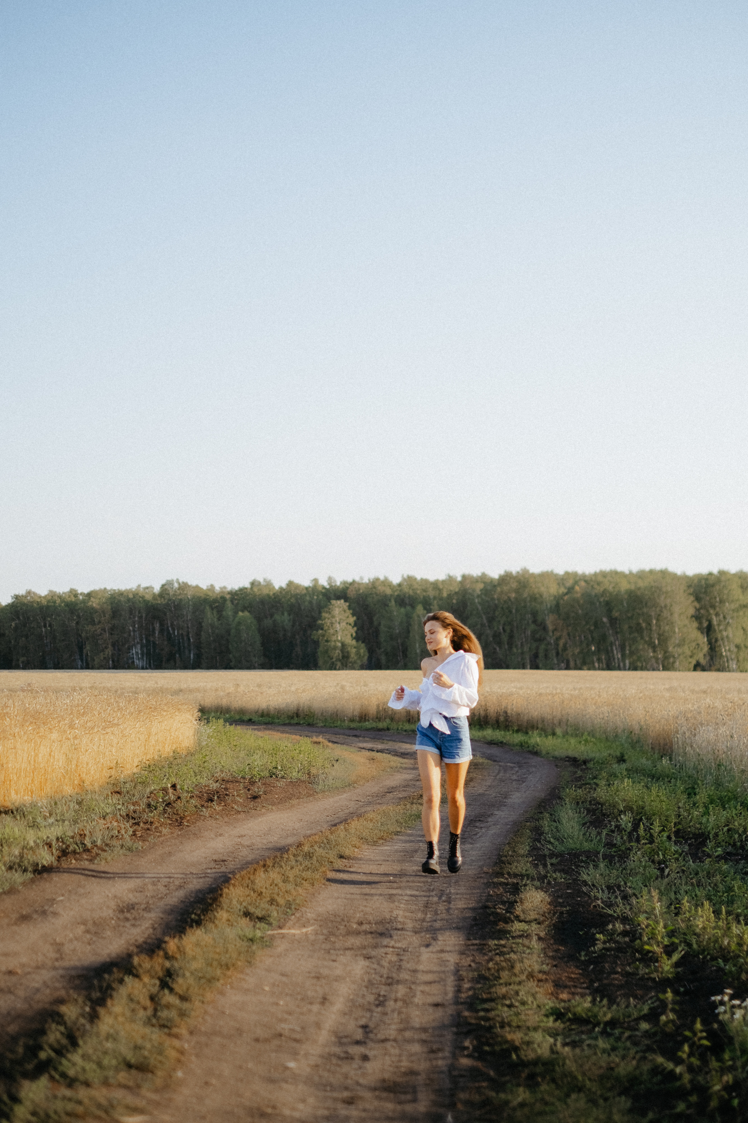 Ирина. Не смотри на других, смотри внутрь себя