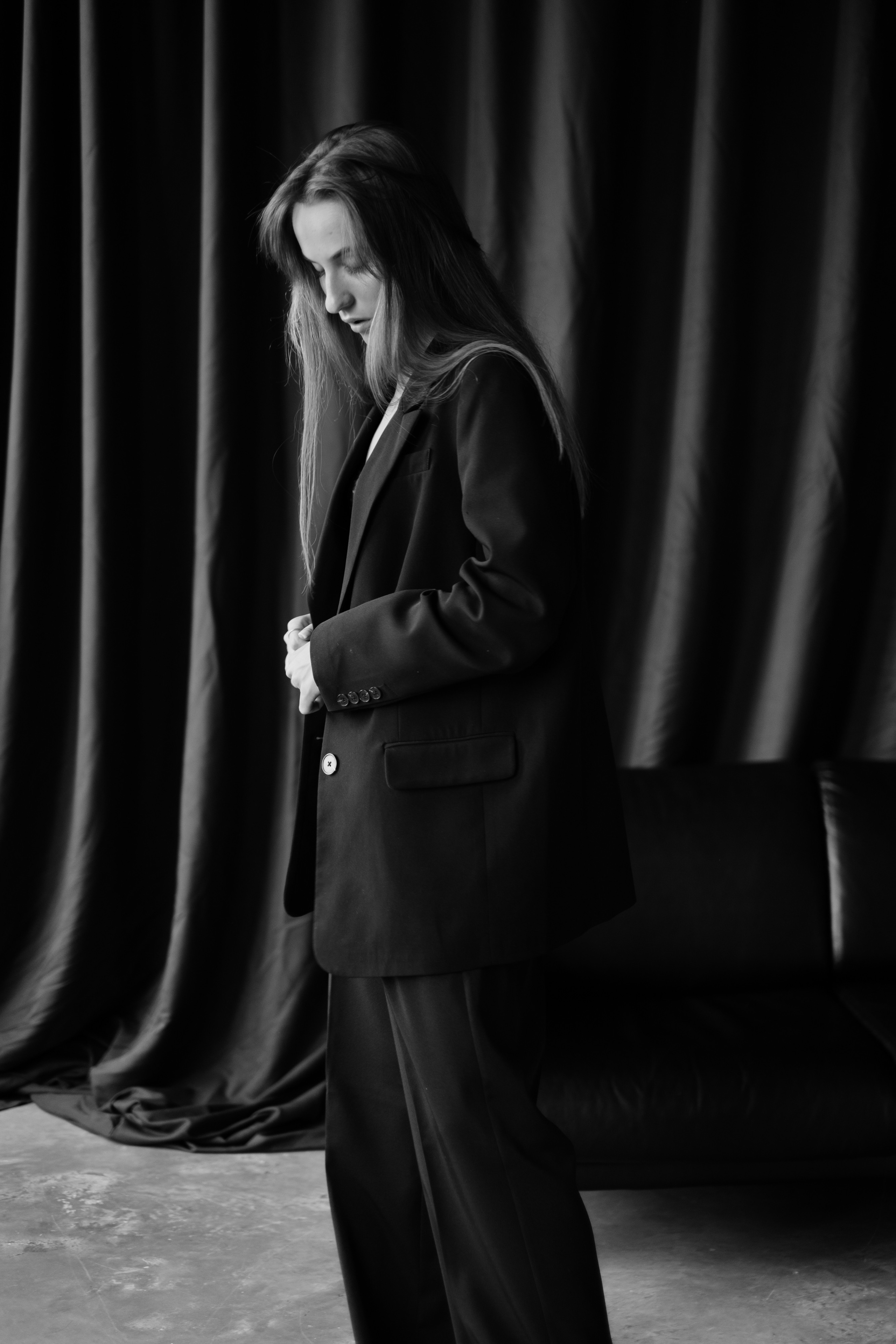 Настя. Не смотри на других, смотри внутрь себя