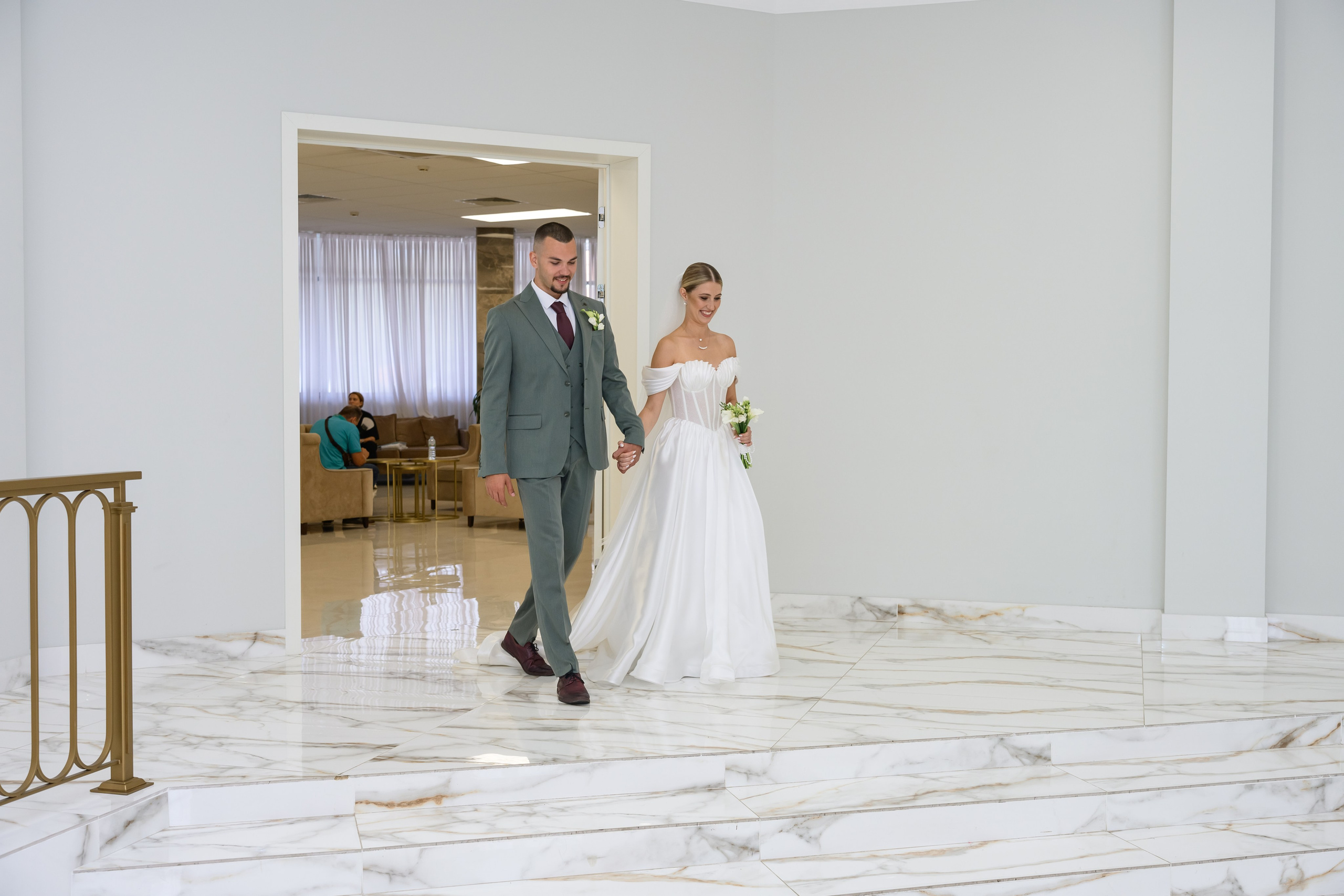 Свадебная фотосессия в отеле «Милан». Свадебный фотограф Москва Юрий Кульман