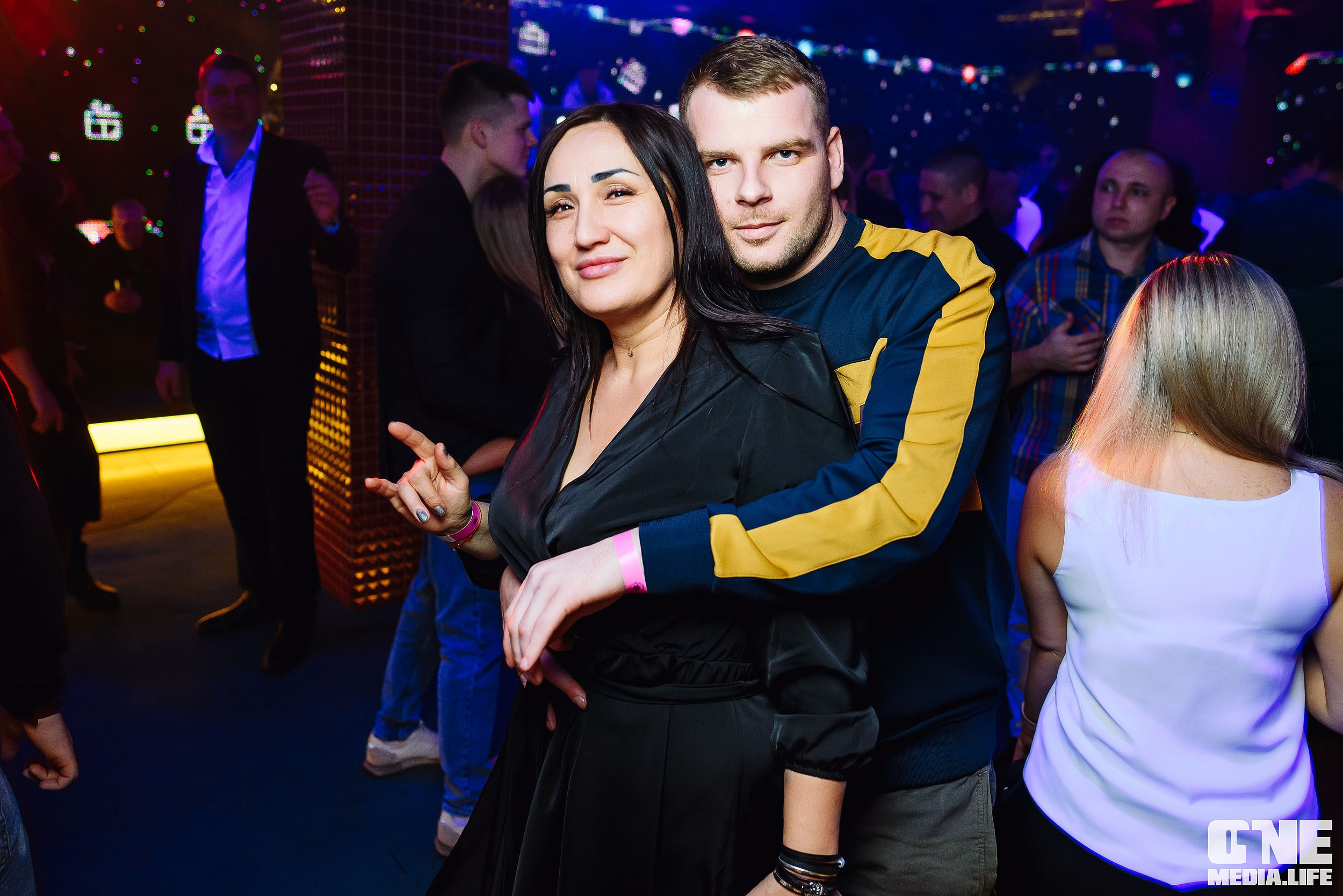 Фоторепортаж репортаж из Планеты. One Media Life: фоторепортажи, фотоотчеты с мероприятий и заведений