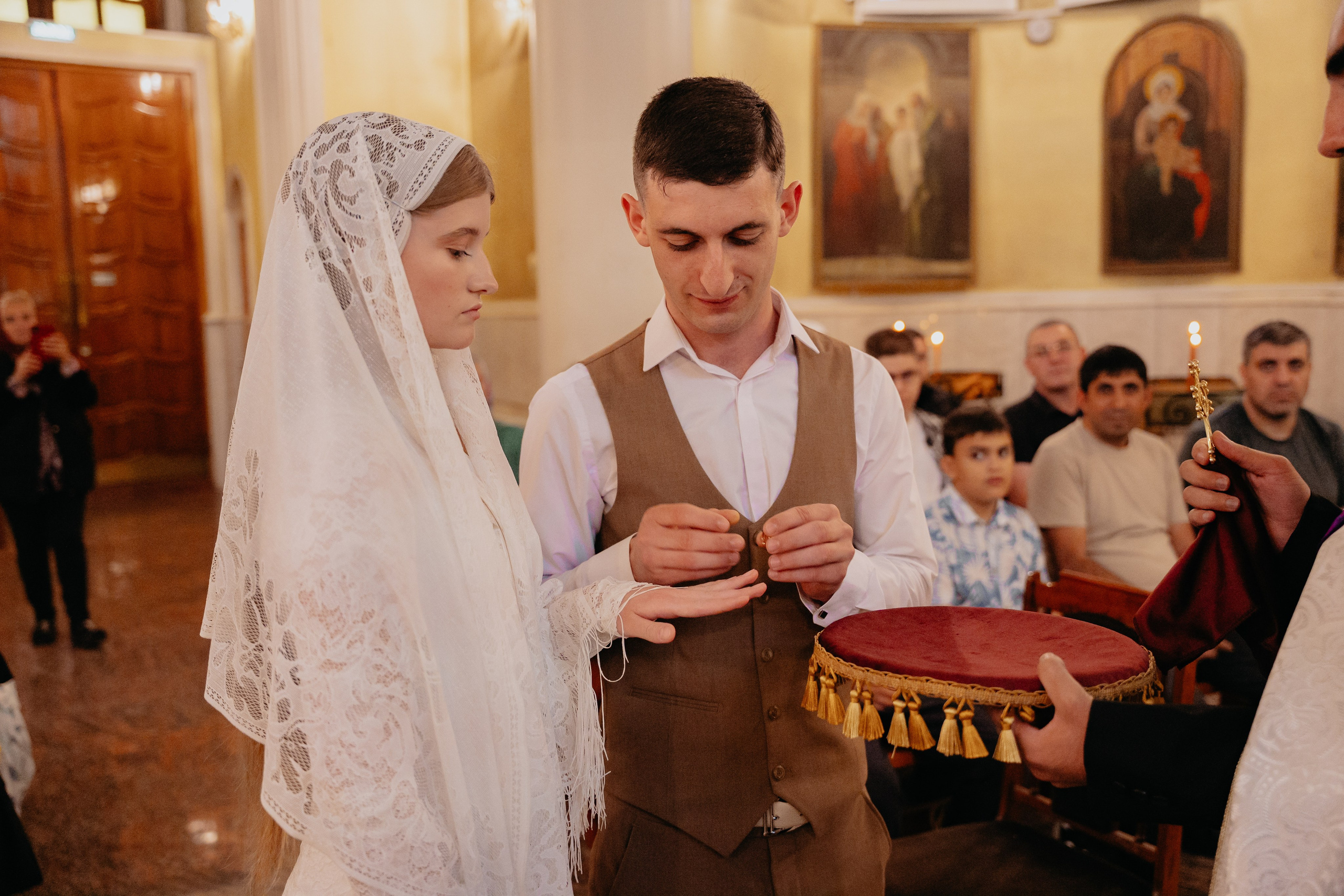 Церковь Христа Всеспасителя. Помолвка