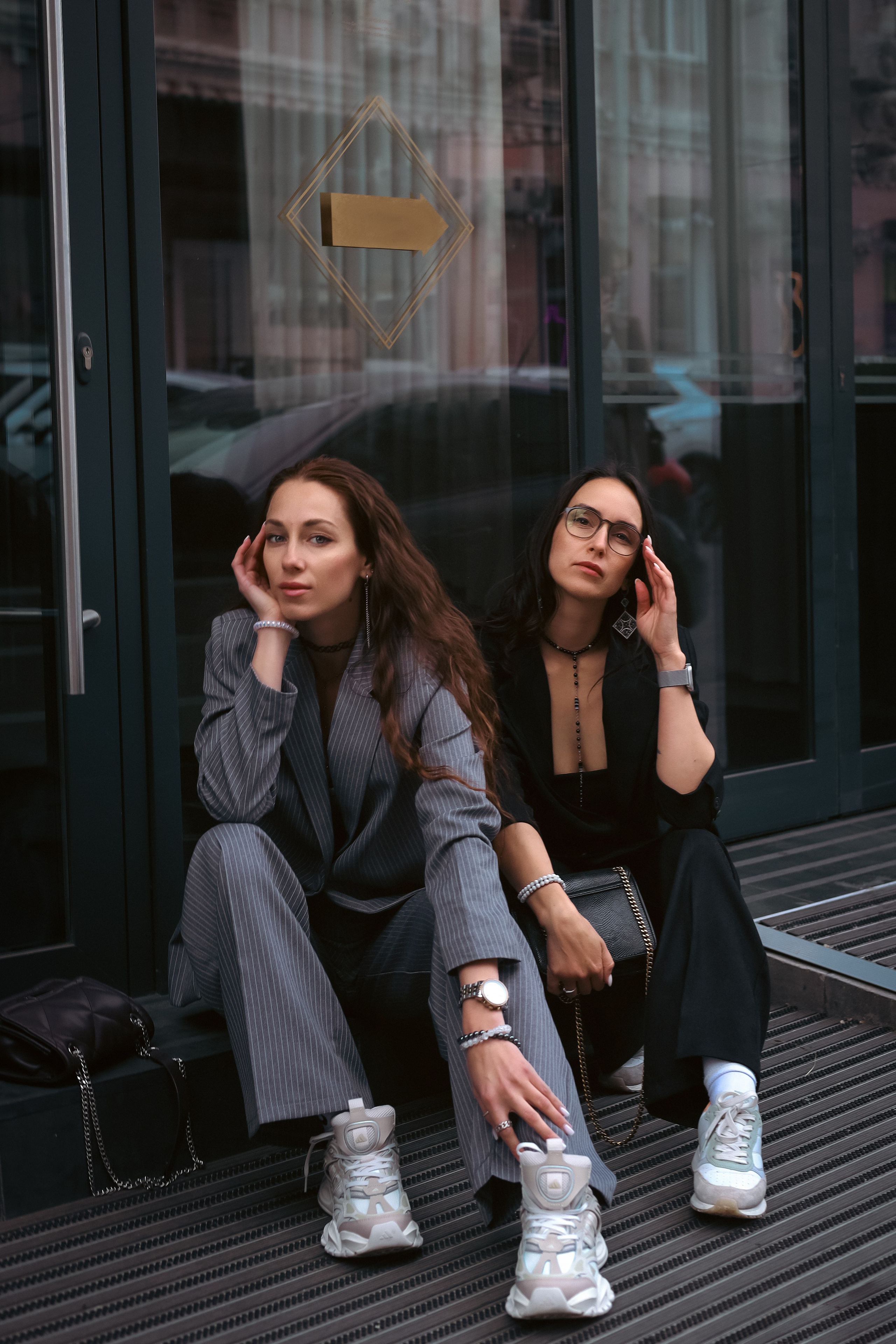 Светлана и Дарья. Хоумстейдж контент съемка. Любовь Юсупова. Фотограф