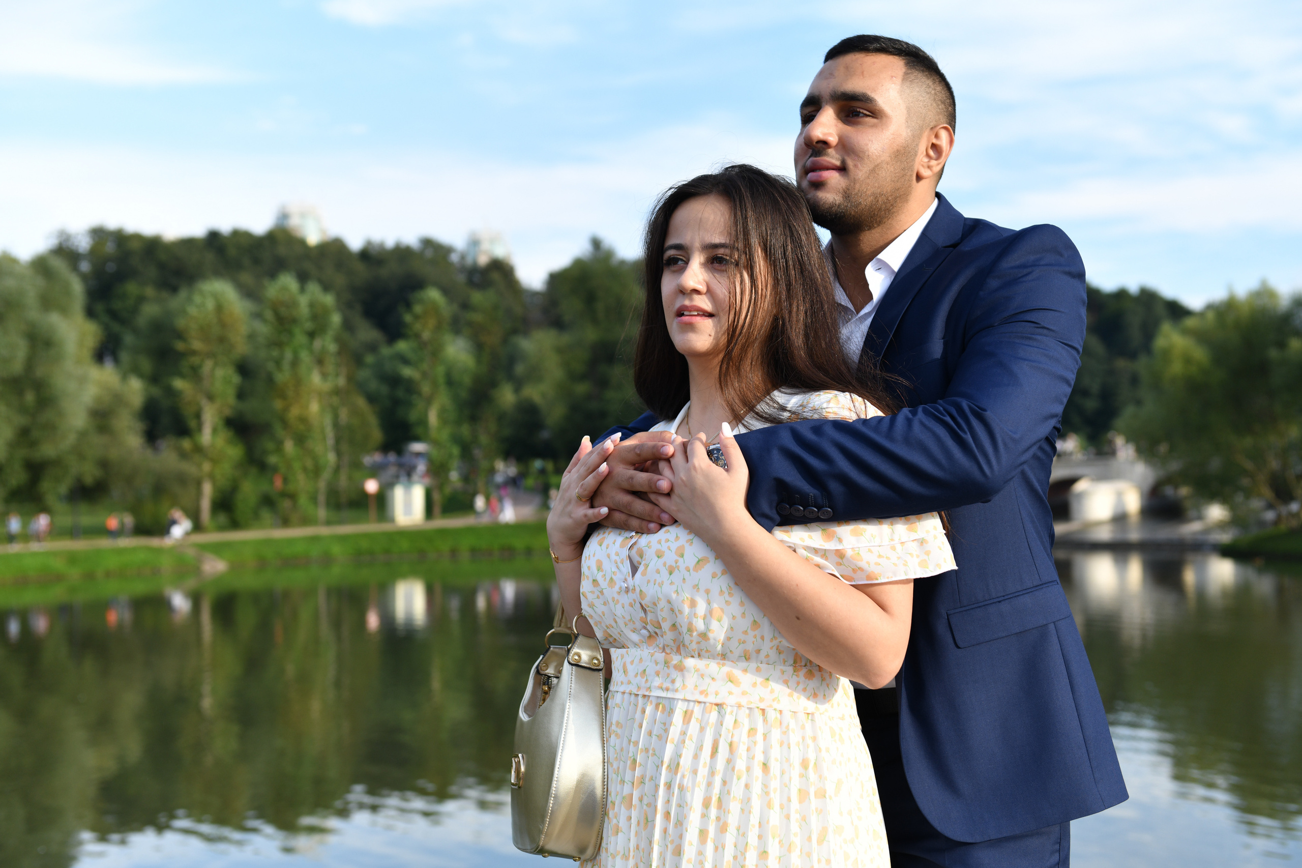 Омар и Рим свадебная прогулка в Царицыно. Свадебный и портретный фотограф в Москве Галина Борисова