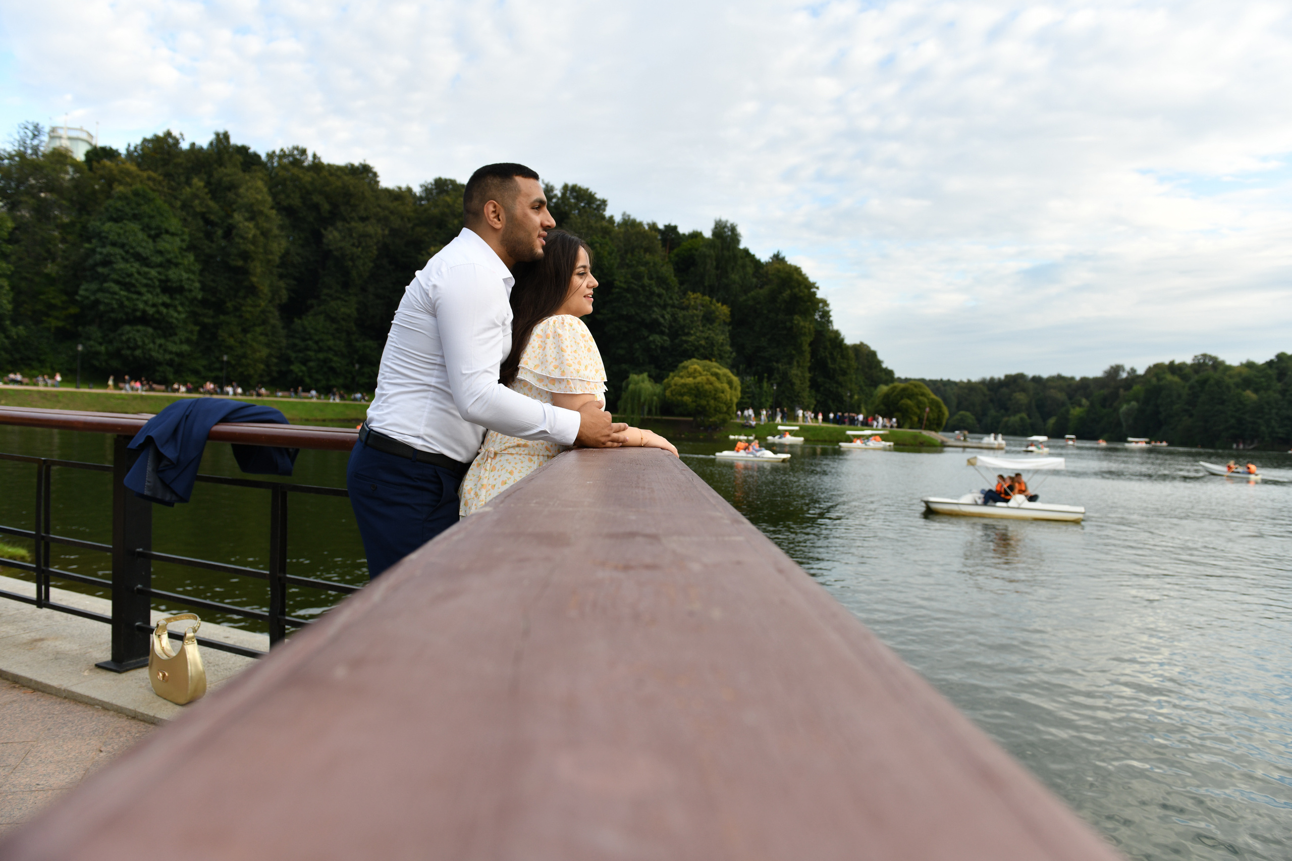 Омар и Рим свадебная прогулка в Царицыно. Свадебный и портретный фотограф в Москве Галина Борисова