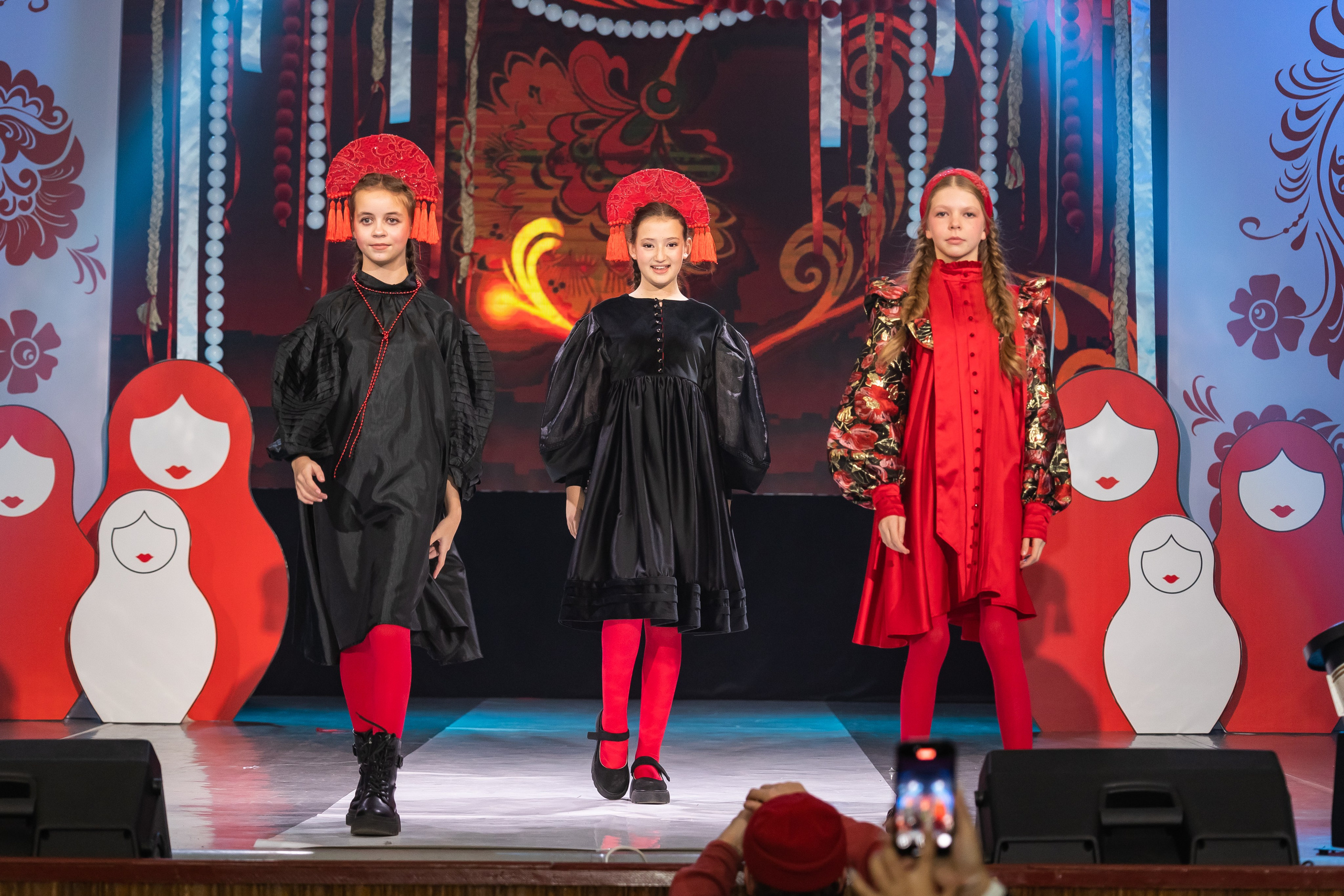 Показ Happy Kids. Выпускные альбомы во Владивостоке