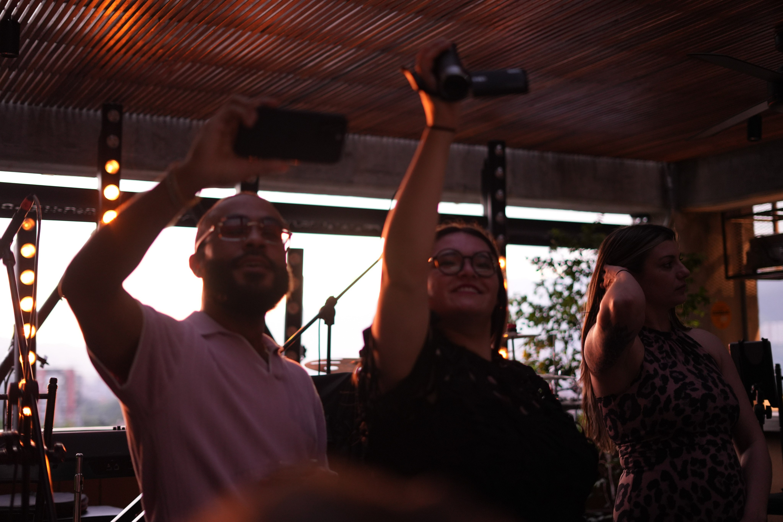 Olivia and Zack / 1 wedding day. Wedding Photographer in Barcelona and Medellin