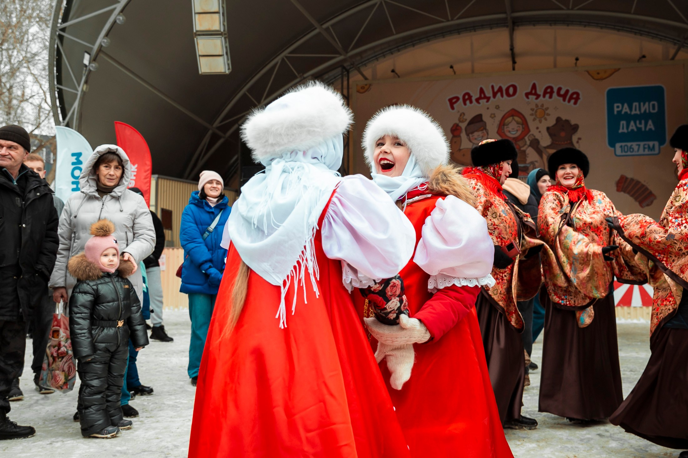 Масленица в берёзовой роще. Фотограф в Новосибирске Сергей Белов