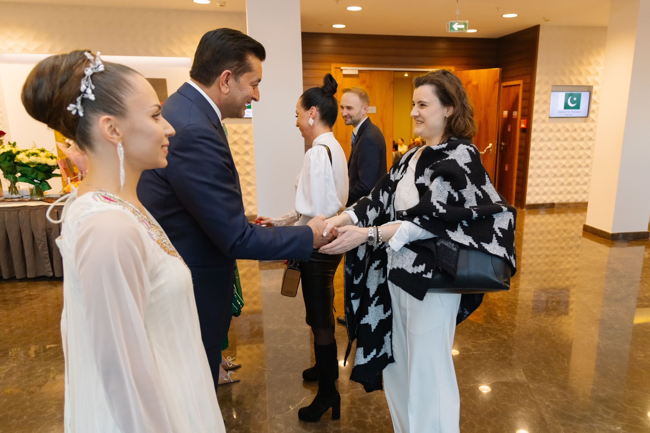 Фотосъемка делегации Пакистана в Беларуси в отеле Марриотт. Свадебный фотограф в Минске/Беларуси Сергей Спиридонов