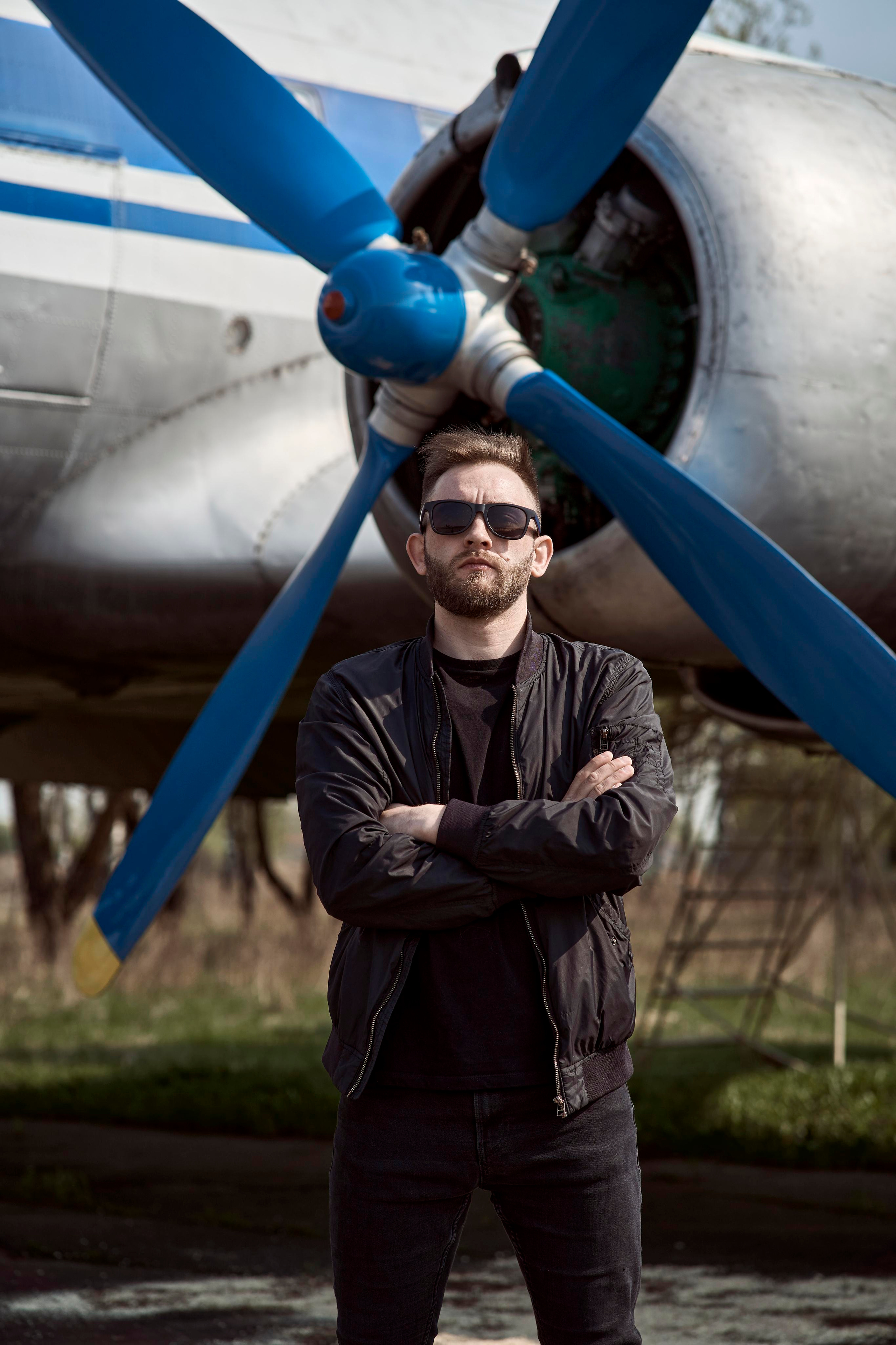 MAYDAYMAYDAY. Съемка на аэродроме. Свадебный фотограф и видеограф из Санкт-Петербурга Агарков Никита