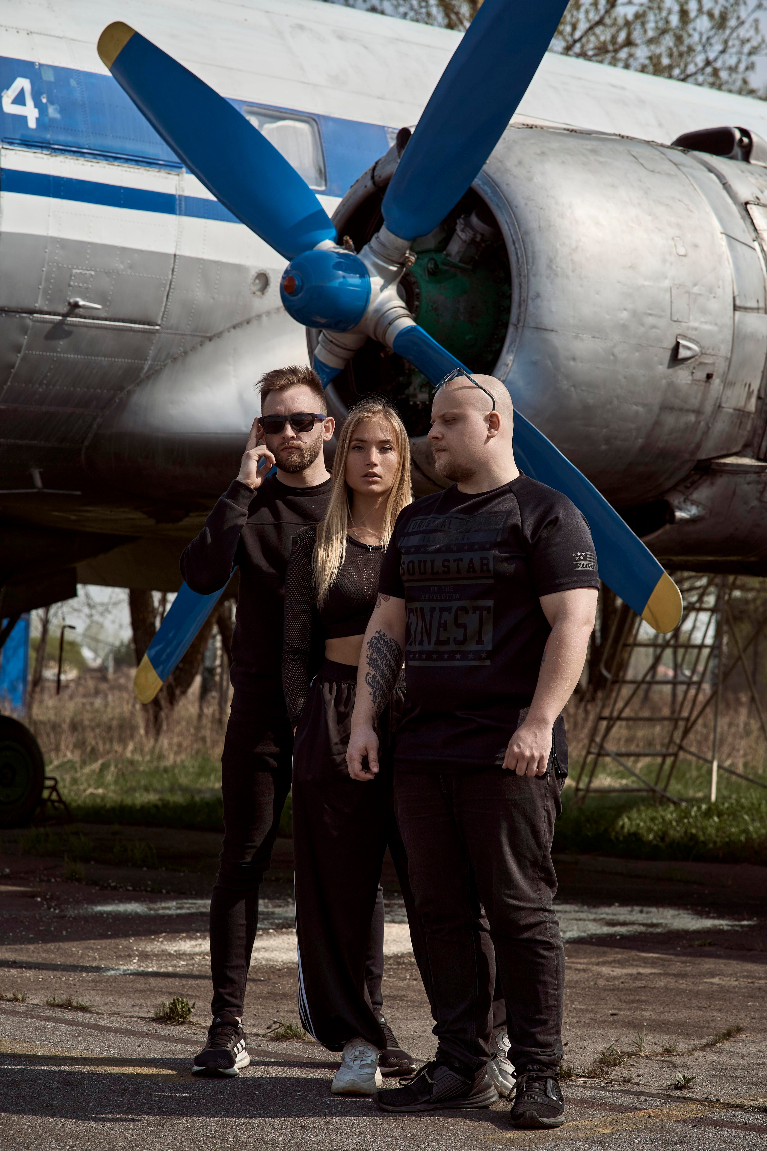 MAYDAYMAYDAY. Съемка на аэродроме. Свадебный фотограф и видеограф из Санкт-Петербурга Агарков Никита