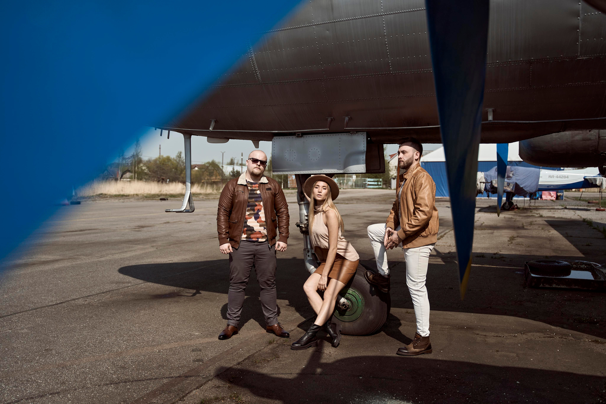 MAYDAYMAYDAY. Съемка на аэродроме. Свадебный фотограф и видеограф из Санкт-Петербурга Агарков Никита