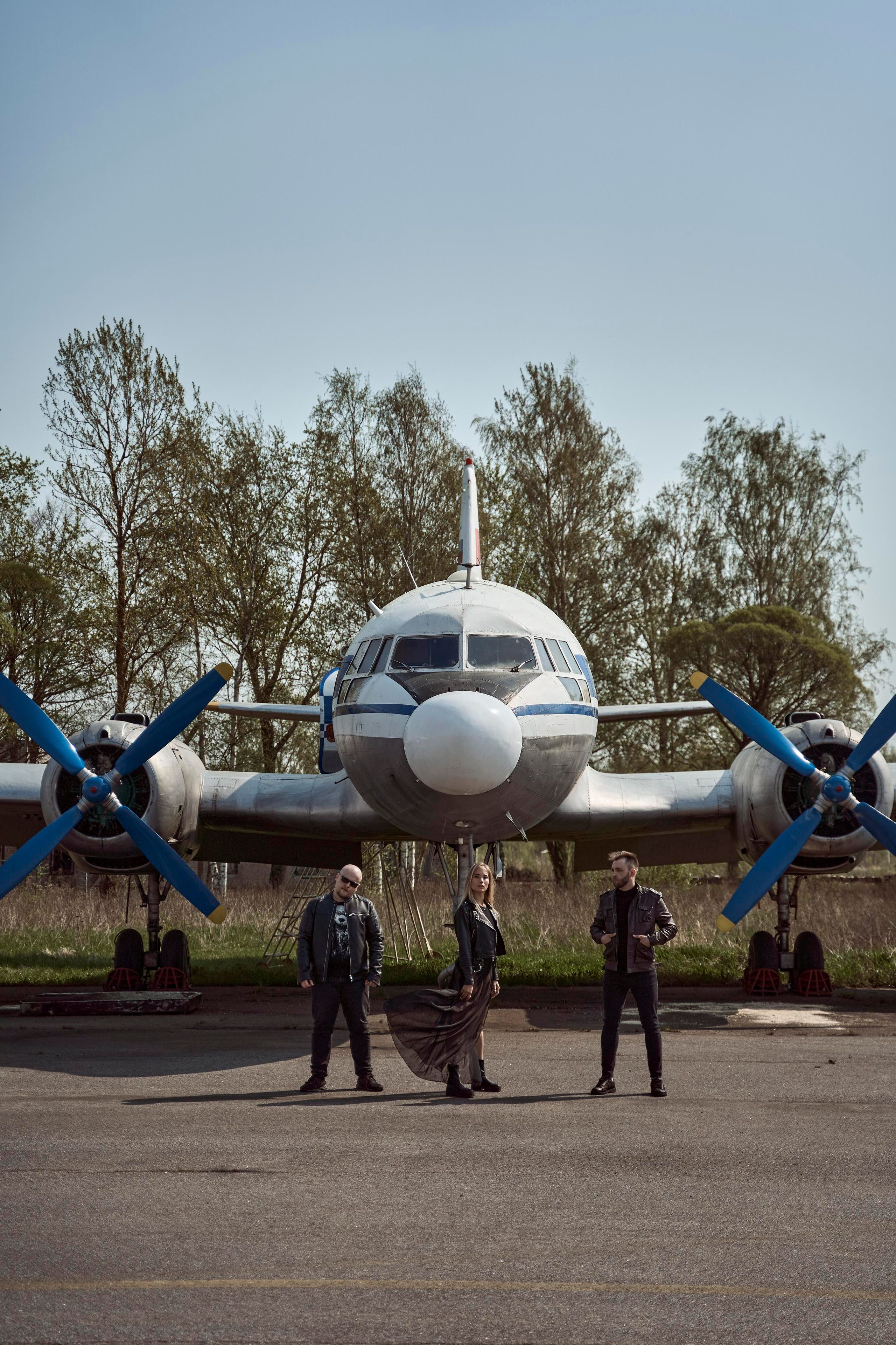 MAYDAYMAYDAY. Съемка на аэродроме. Свадебный фотограф и видеограф из Санкт-Петербурга Агарков Никита