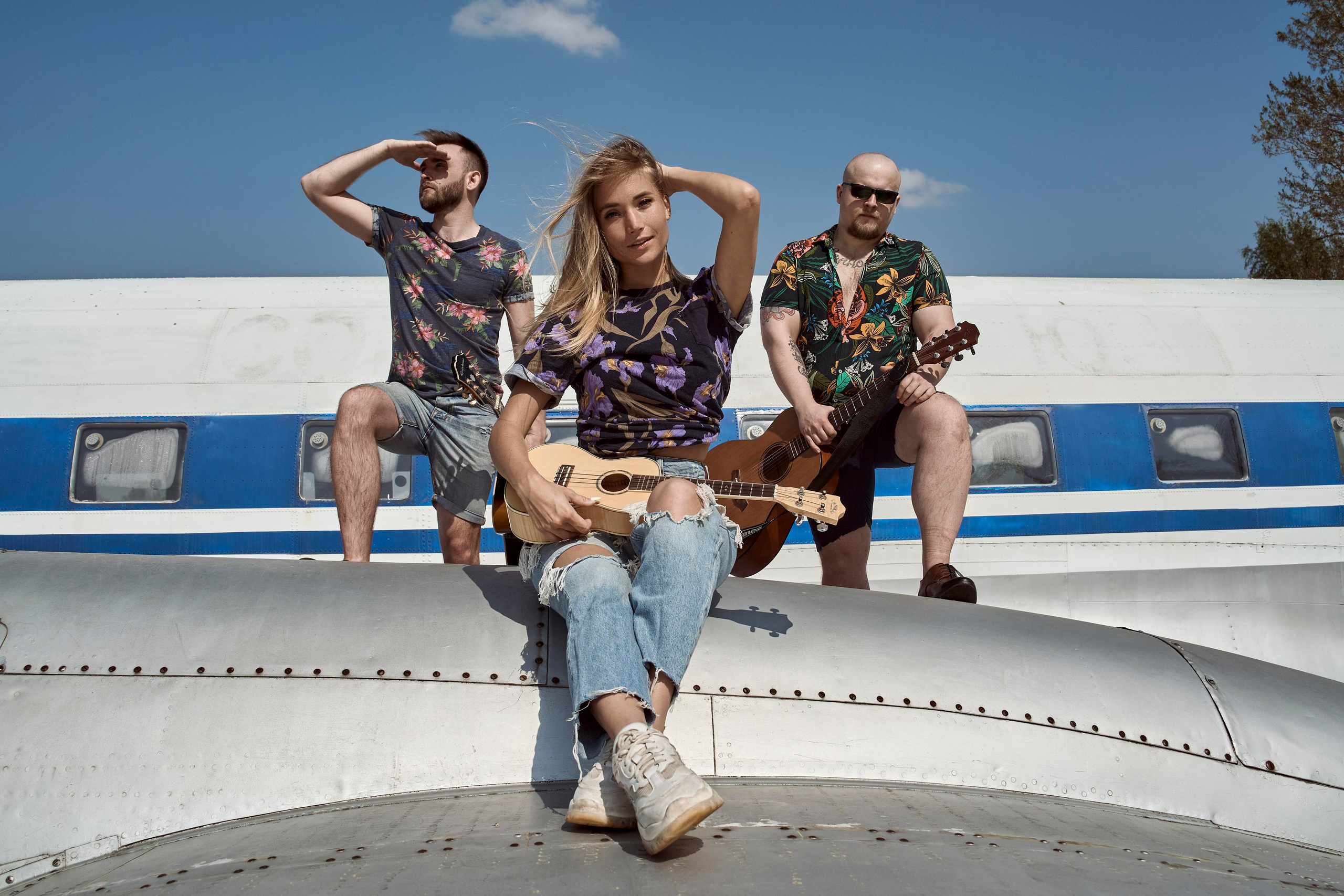 MAYDAYMAYDAY. Съемка на аэродроме. Свадебный фотограф и видеограф из Санкт-Петербурга Агарков Никита