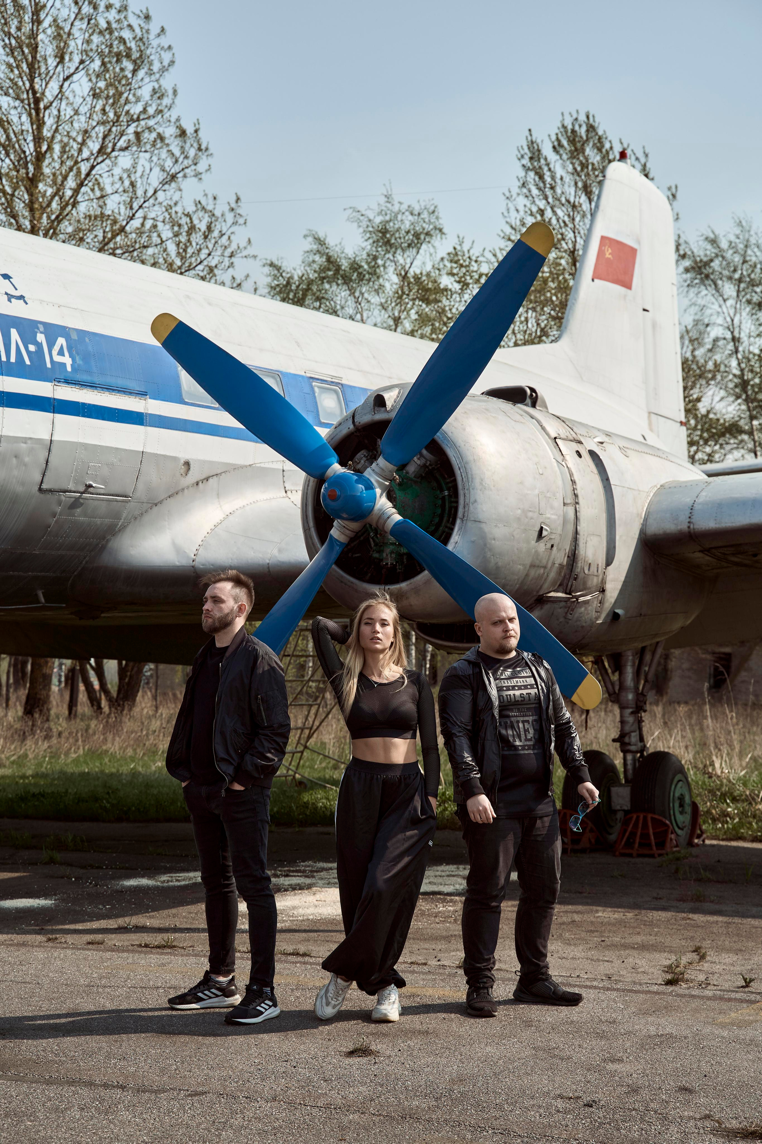 MAYDAYMAYDAY. Съемка на аэродроме. Свадебный фотограф и видеограф из Санкт-Петербурга Агарков Никита