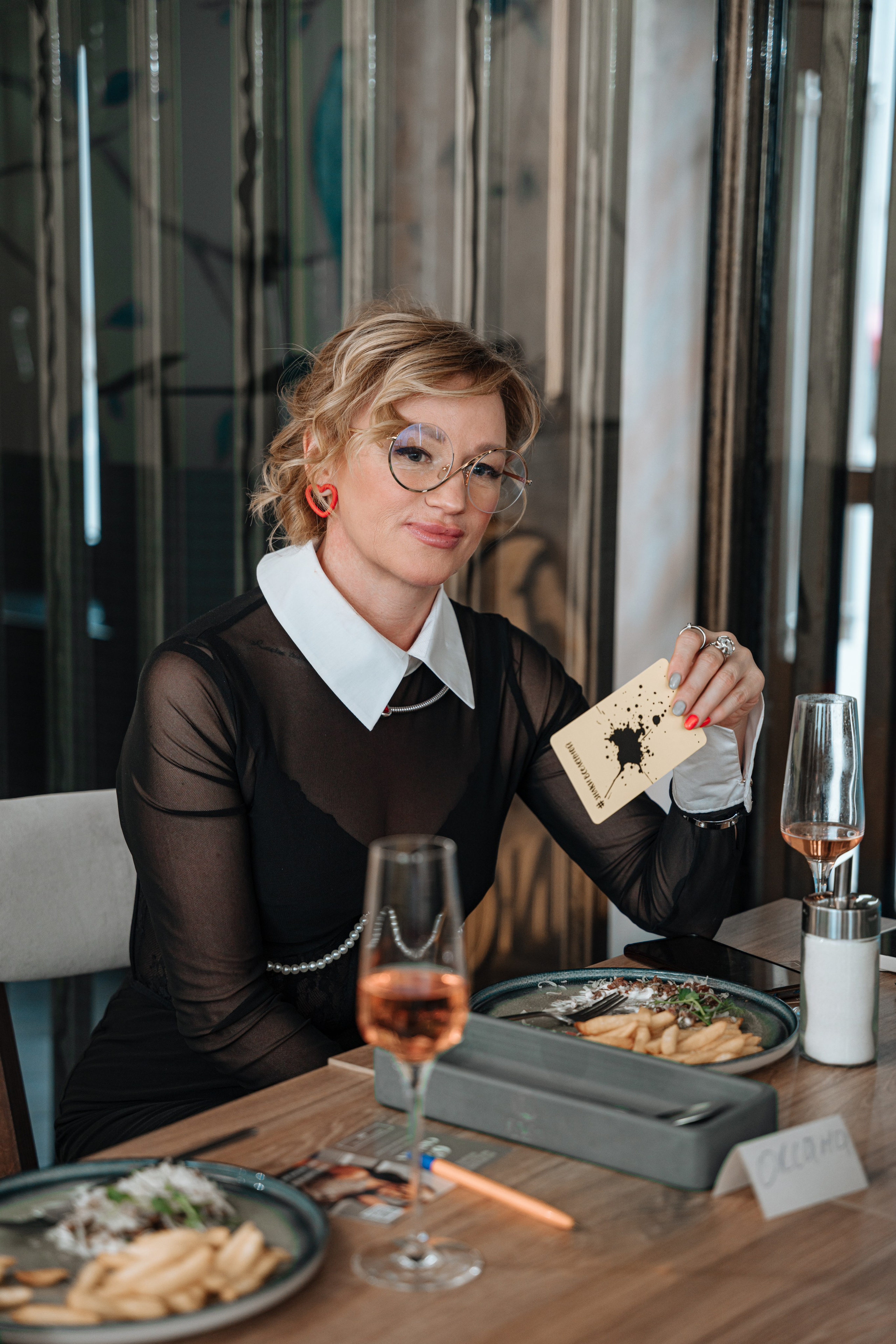 Мафия. Бар FINCH. ЖЕНСКИЙ КЛУБ LAXMI. Портретный фотограф в Санкт-Петербурге Дмитриева Наталия