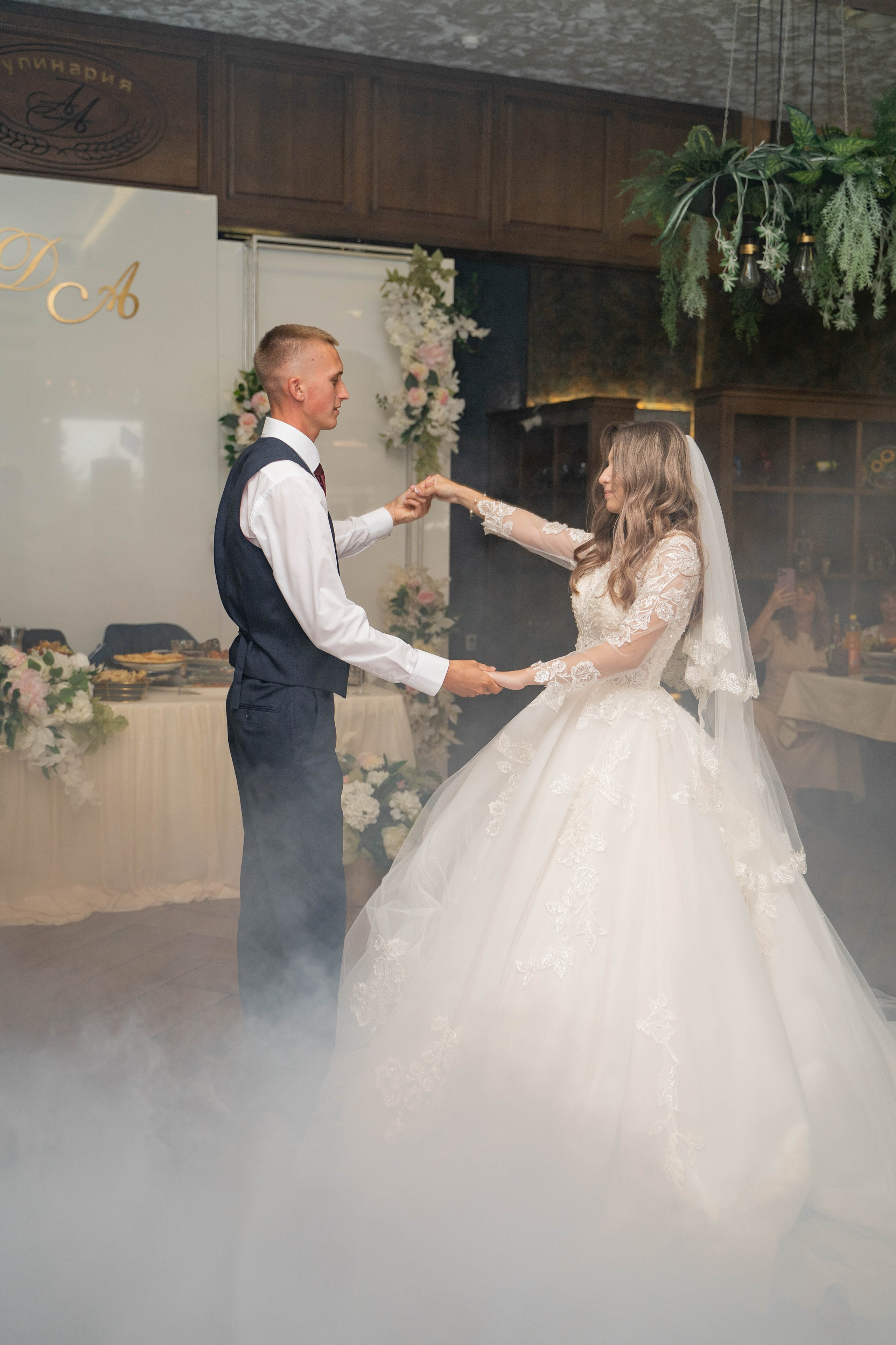 Данил и Анастасия. Видеосьемка, фотосьемка свадеб, юбилеев, утренников в Краснодарском кр