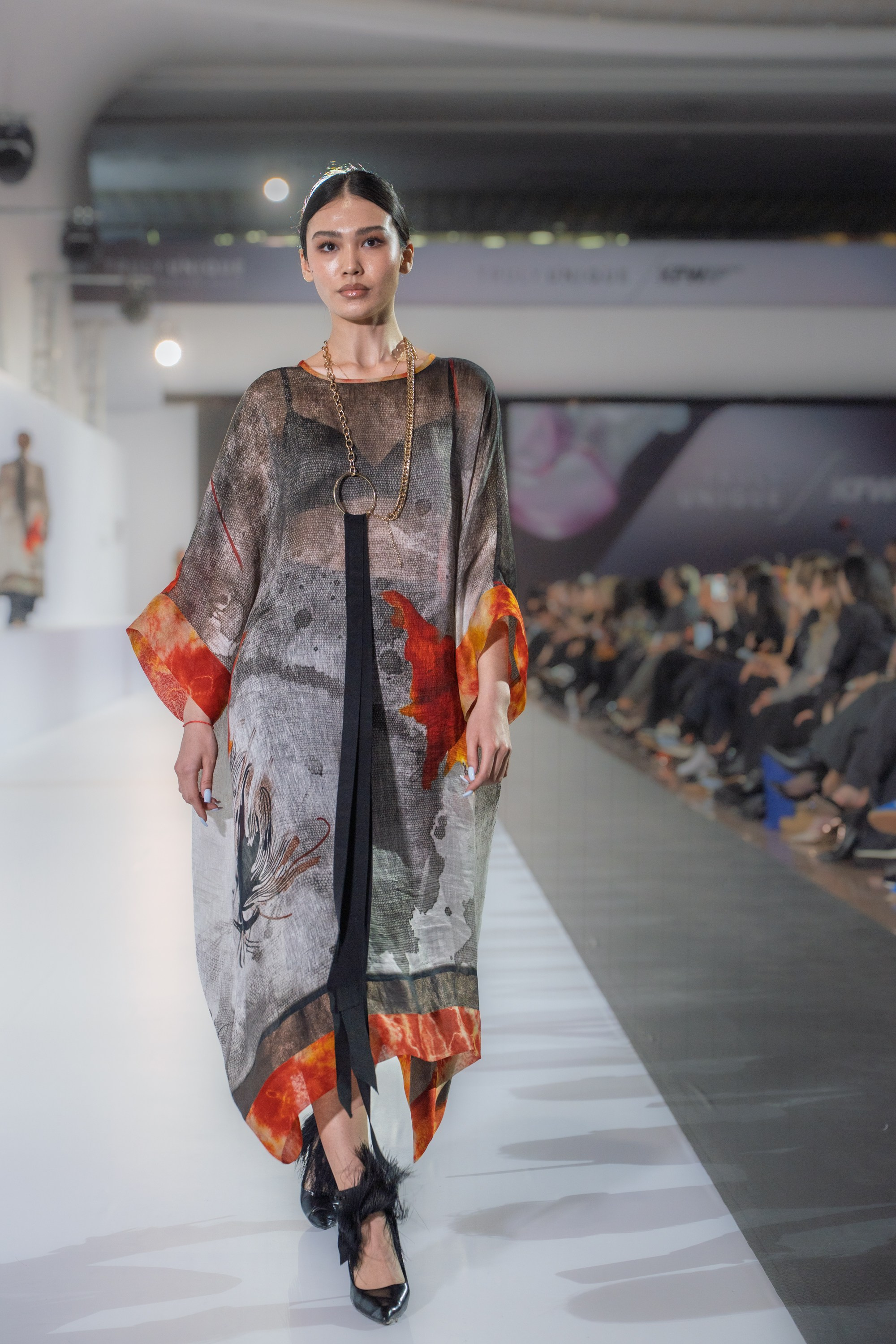 Yerlan Zholdasbek. Сайт Алматинского НЮ АРТ, будуар и фэшн фотографа Дениса Карпенко