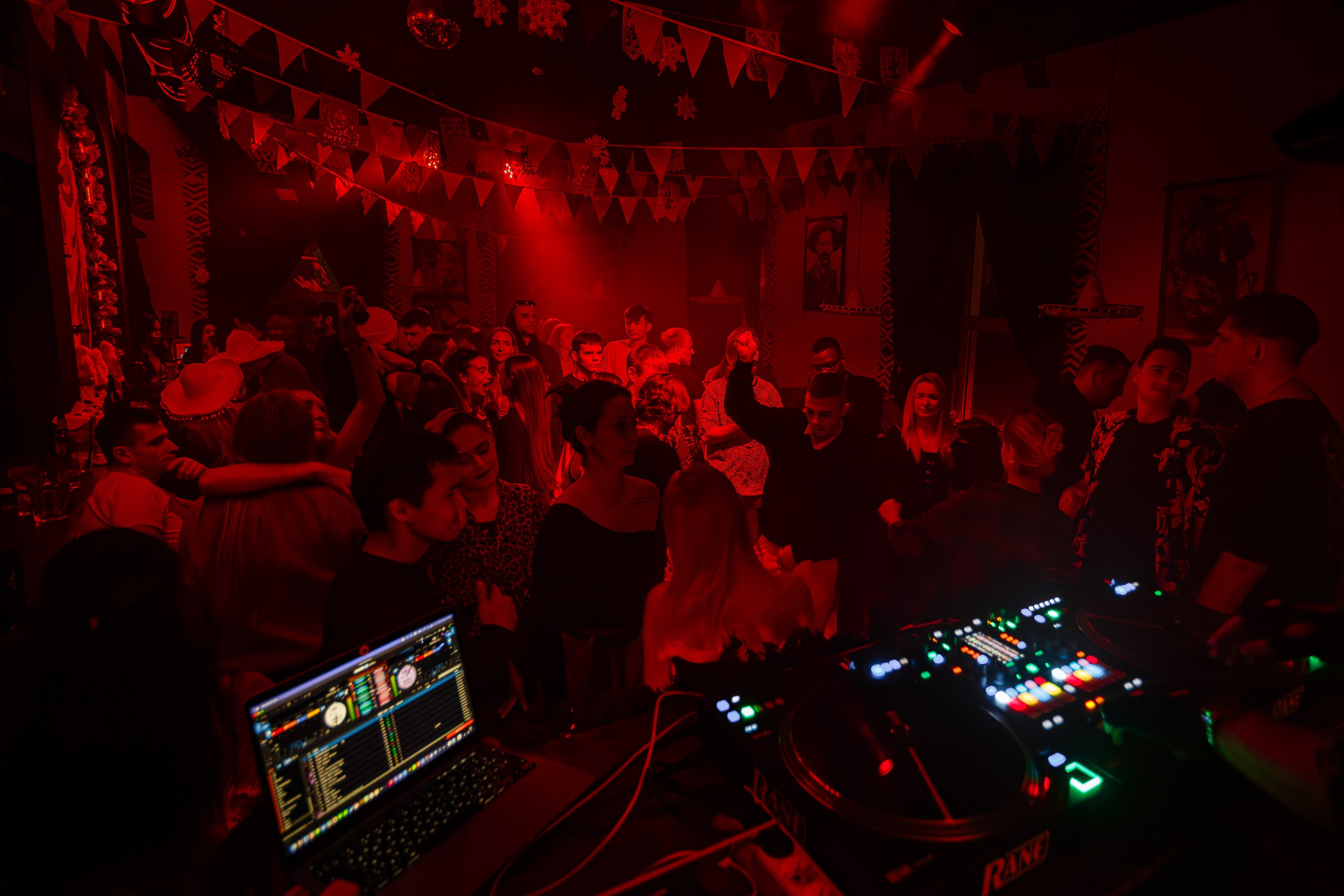 Движ_El Pastor_Симферополь_14.12.2024. Аминов Руслан | Фотограф