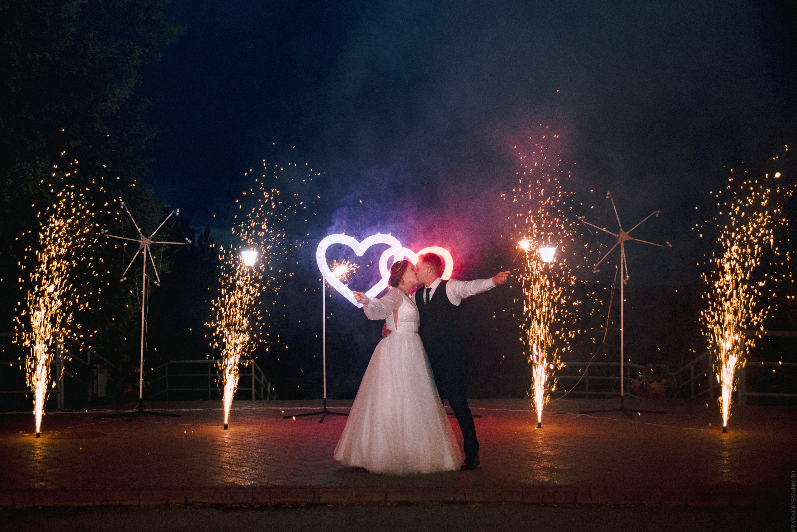 Свадебная фотосессия. Анонс. Свадебный и контент- фотограф в Тольятти, Самаре, Москве Яна Уруева