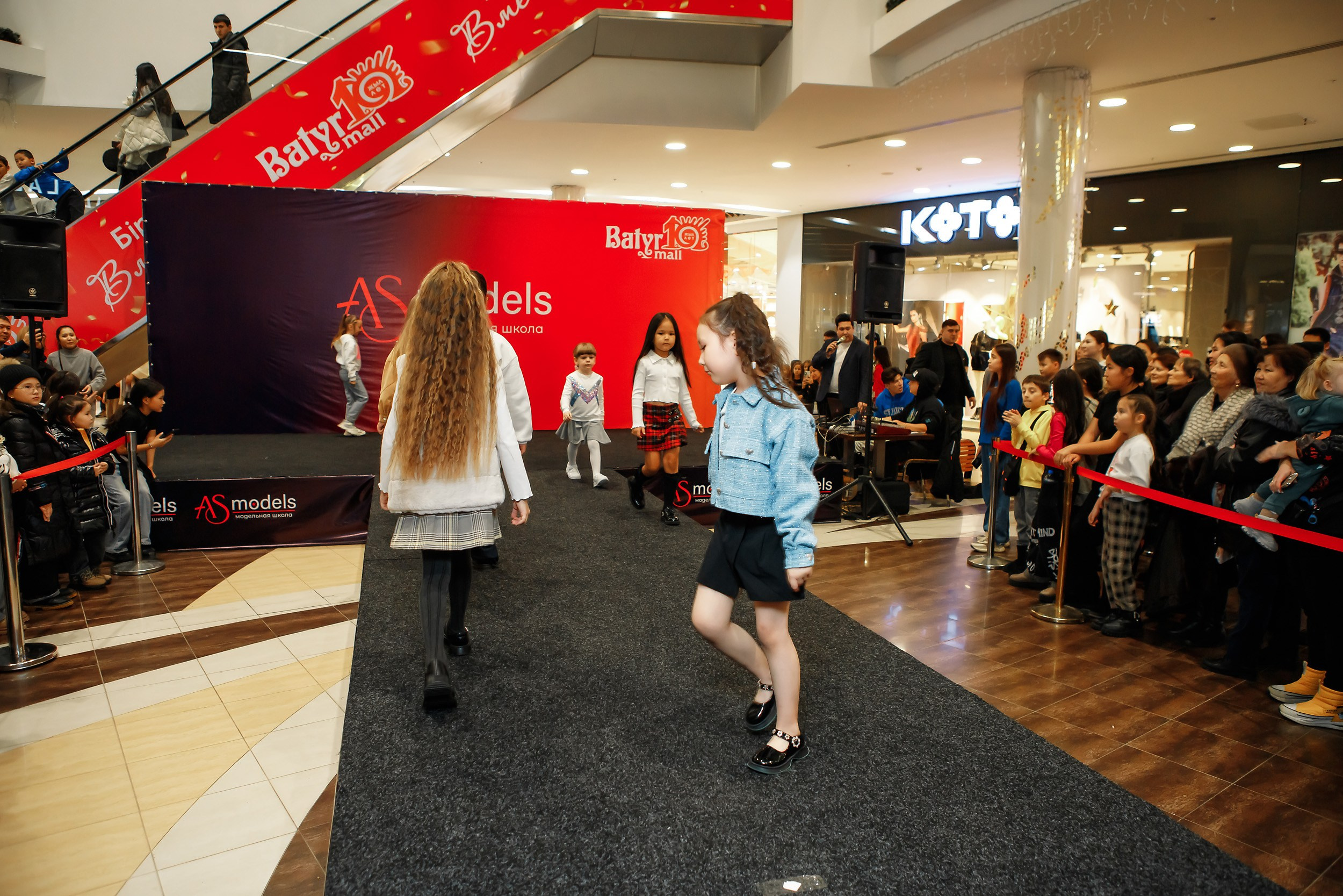 Fashion Show модельной школы AS Models. Кипятком Павлодар