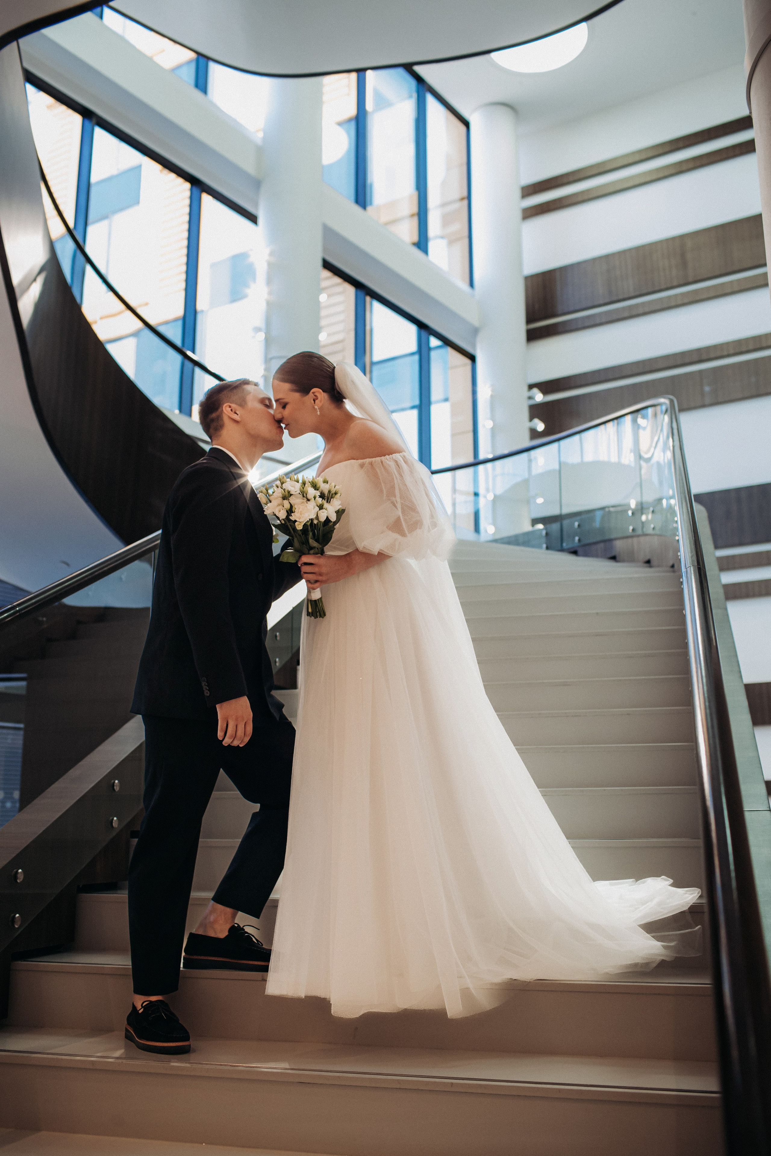 Vlad & Nadya (Saint-Petersburg, Russia). Destination wedding photographer Peter Letu