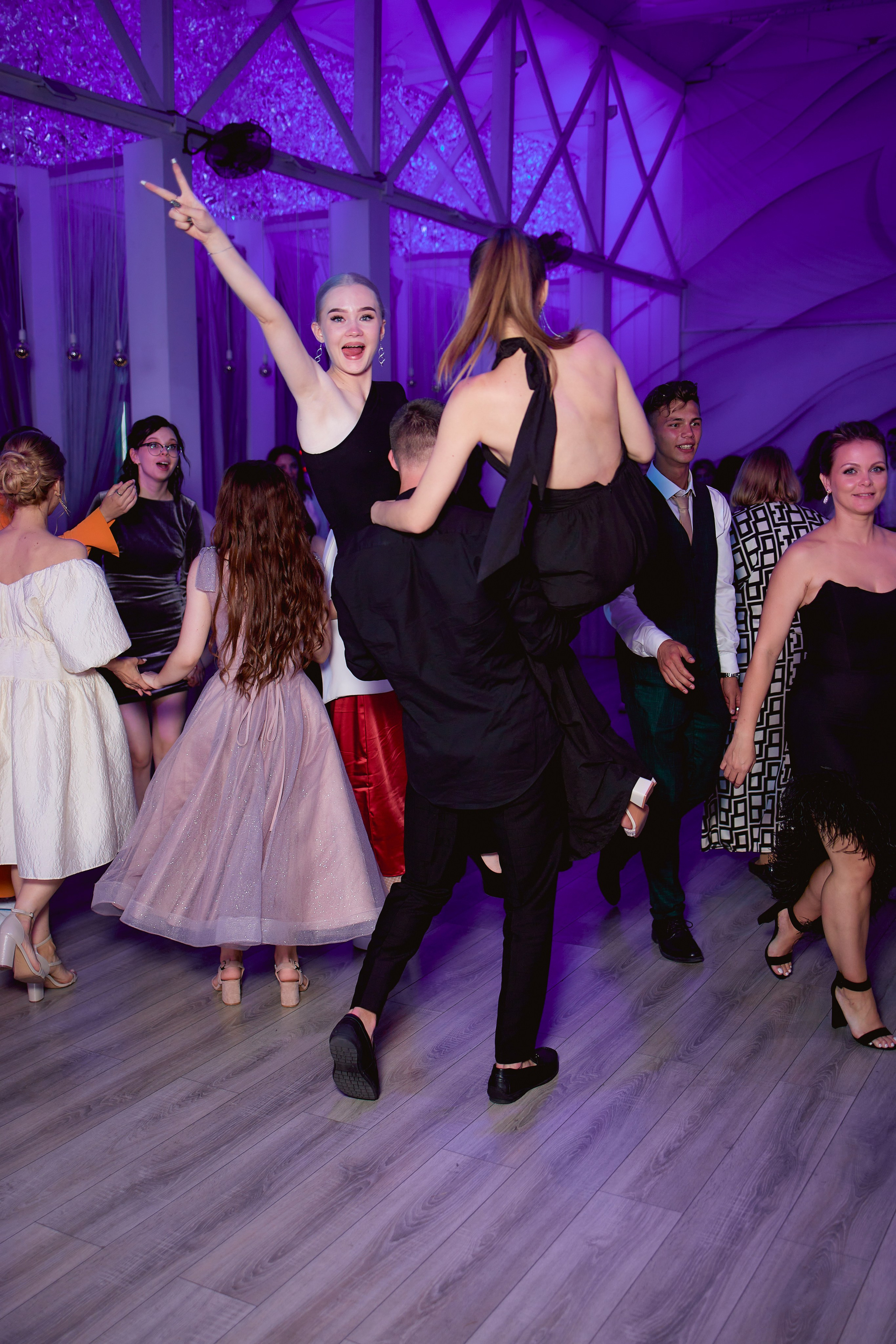 Школа № 134 (выпускной 2023). Фотограф Иван Кузьмин на любое Ваше мероприятие