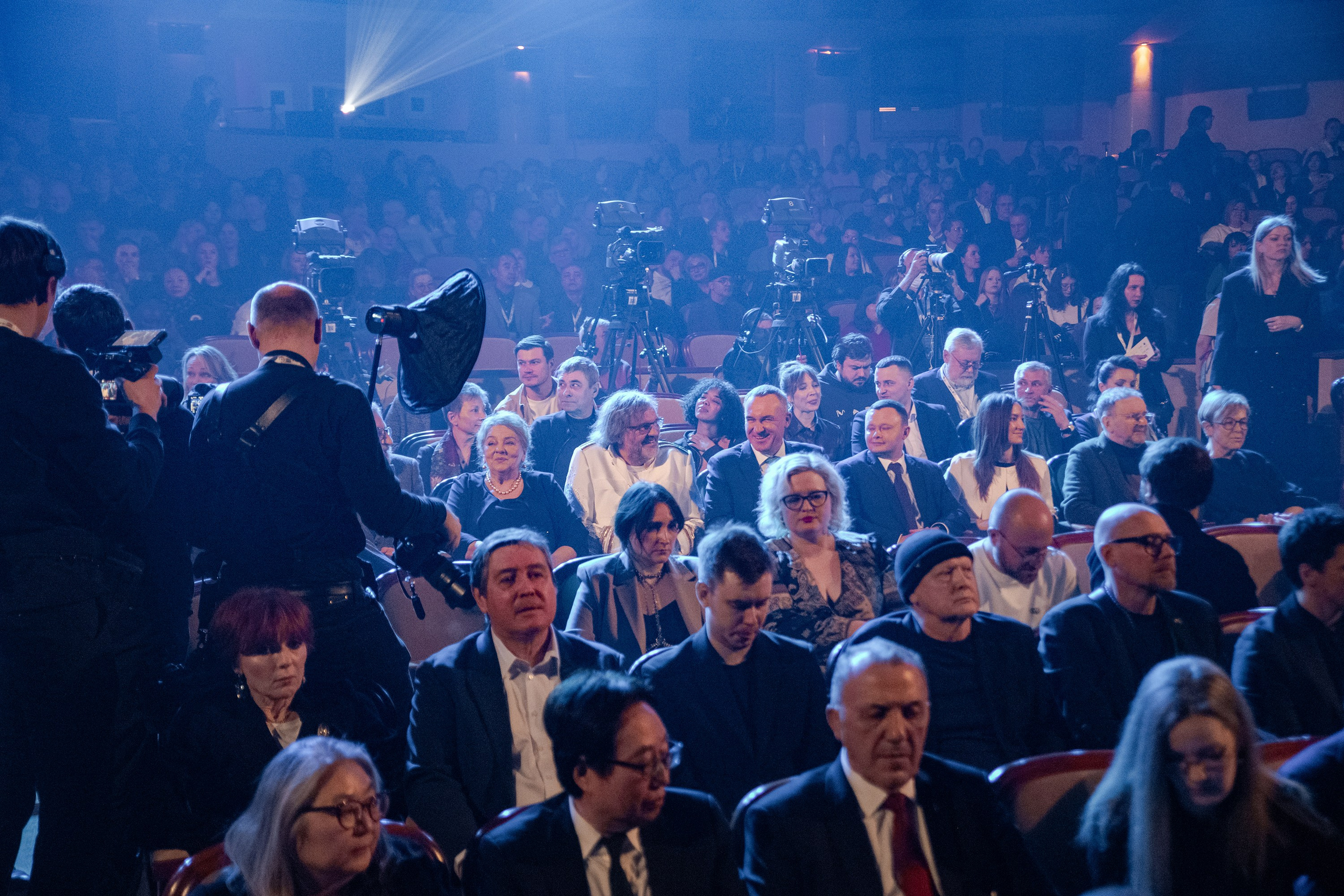 XXIII Международный фестиваль кинематографических дебютов «Дух огня». Фотограф в Ханты-Мансийске Евгений Жуланов