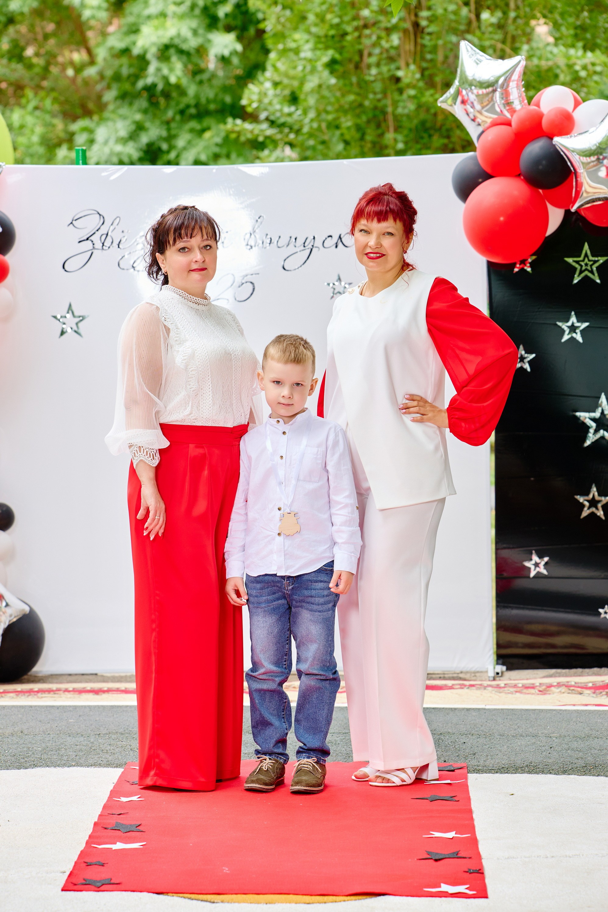 Выпускной 45 сад. Фотограф Выпускные альбомы Таганрог Сергей Коробченко