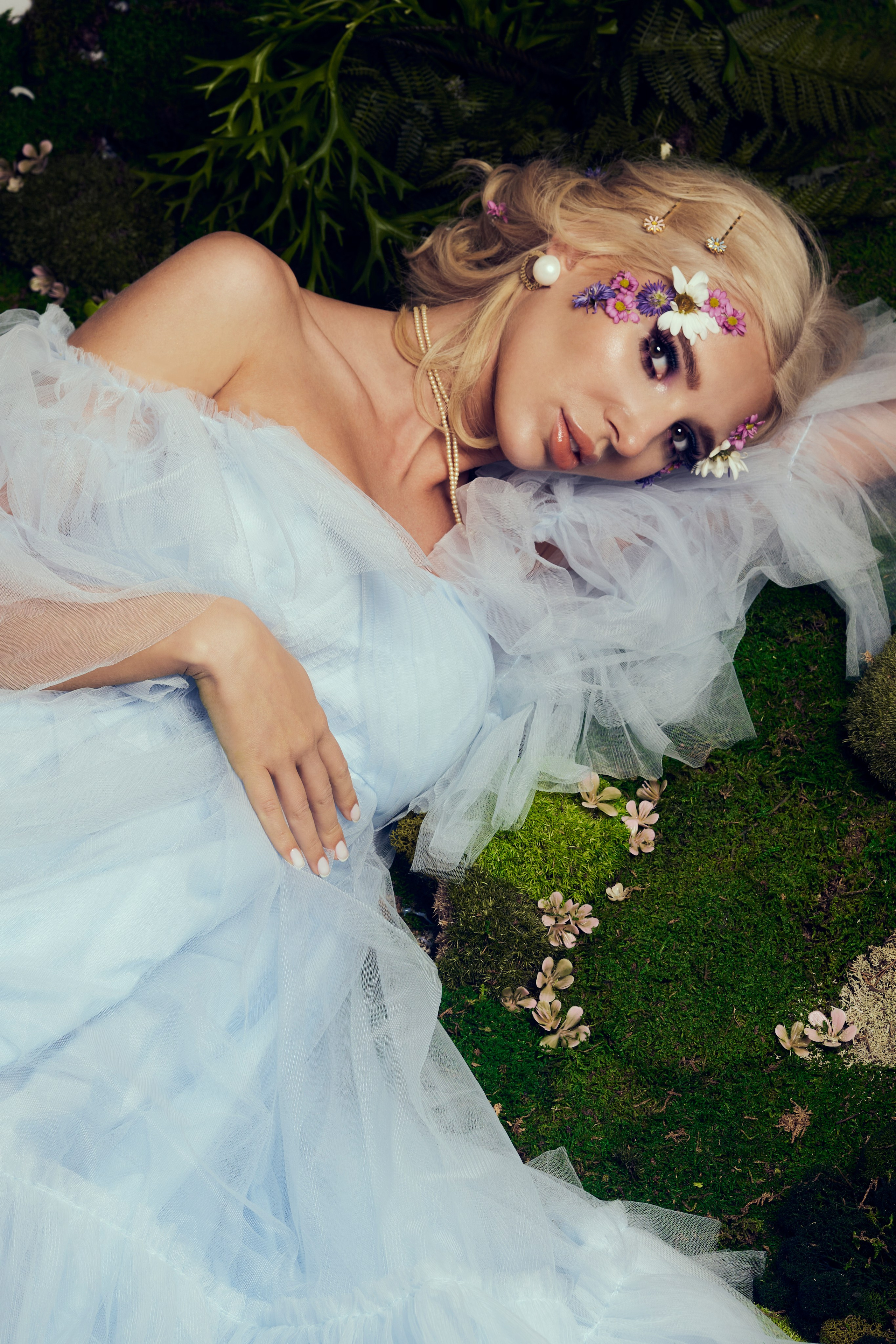 Коммерция. Ретушер Анастасия Бонда