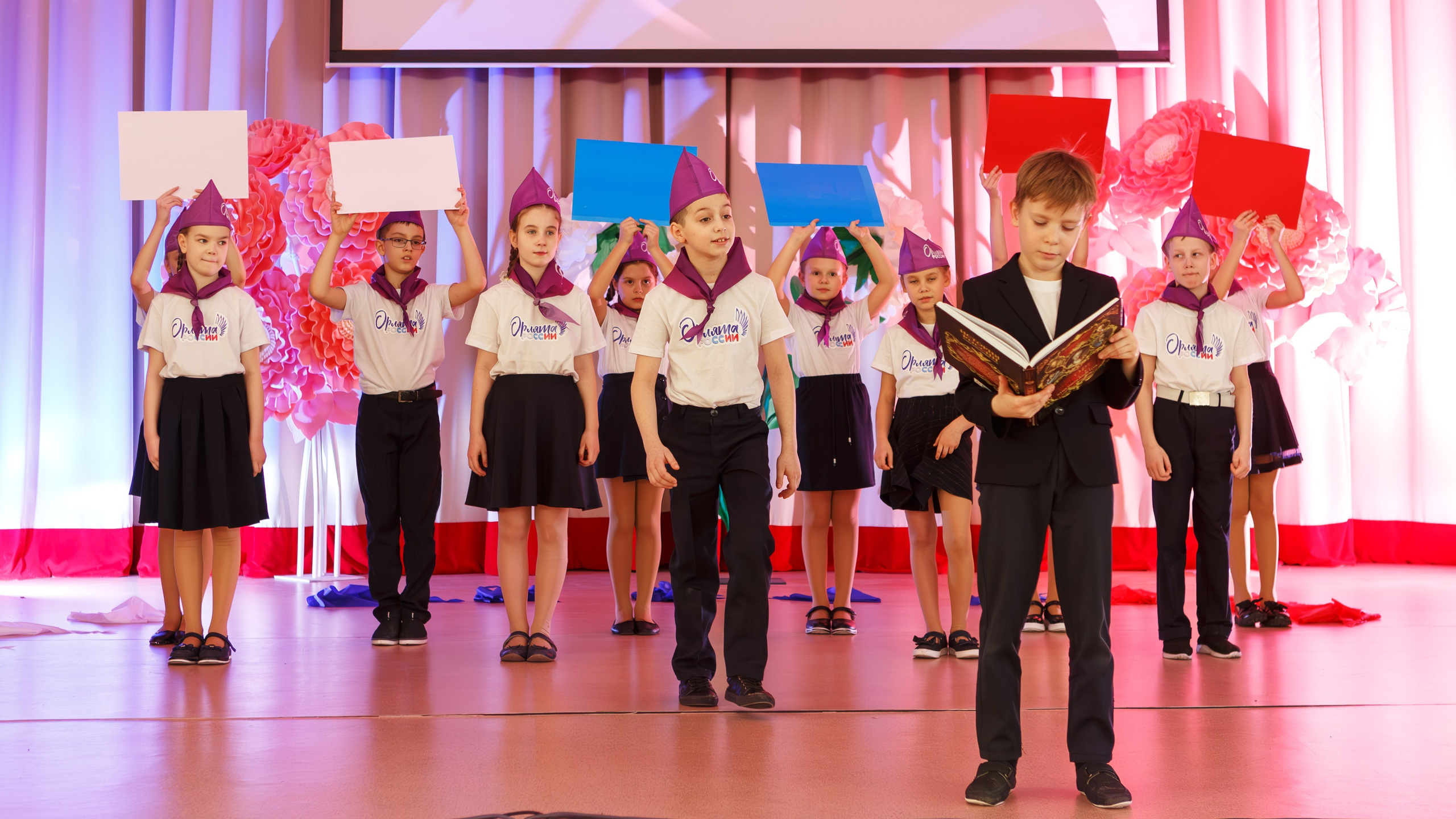 Движение Орлята России г. Подольск. Выпускные альбомы и школьный фотограф в Подольске, Троицке, Щербинке, Москве и Московской области