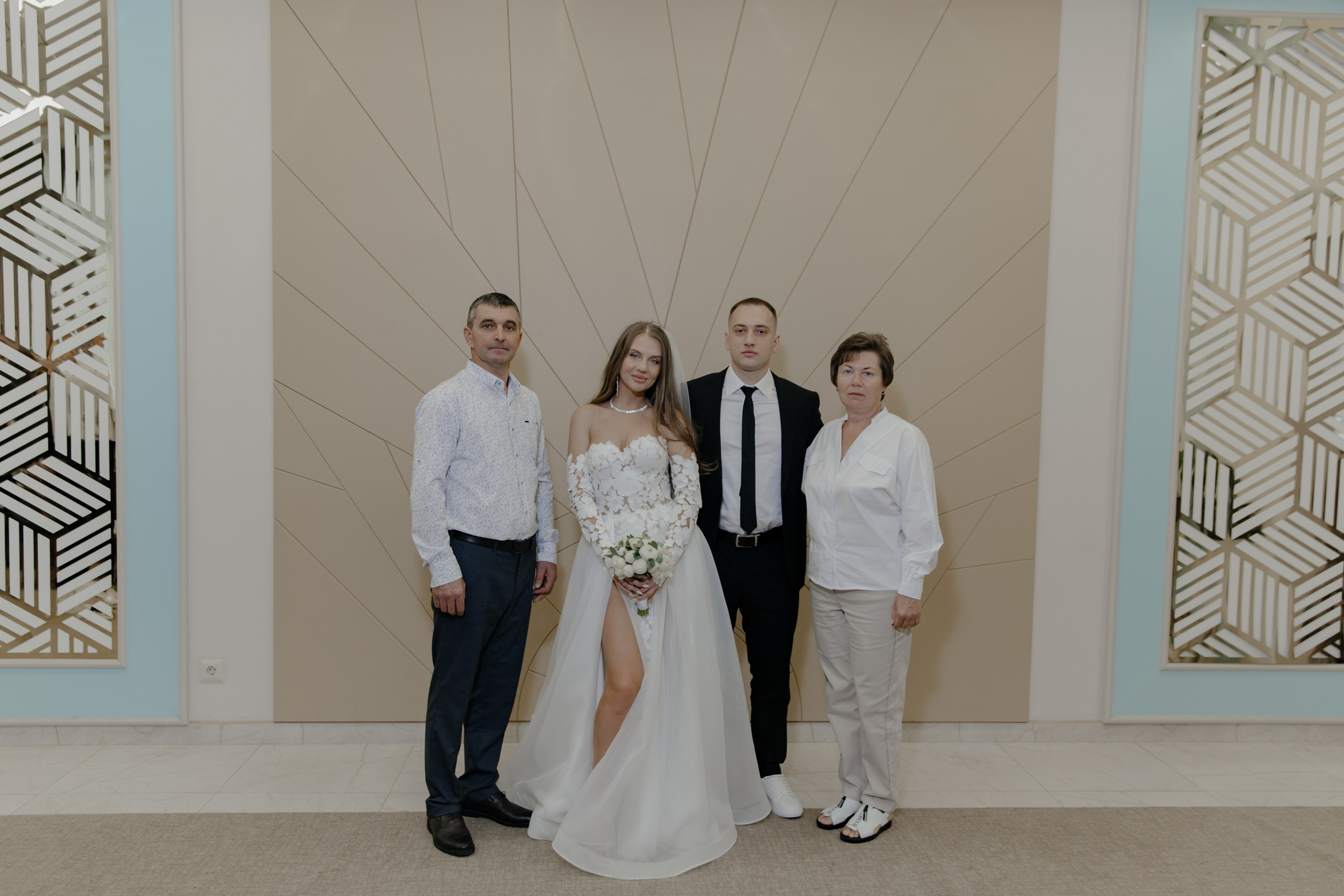 02.07.24. RETOUCH-HOUSE