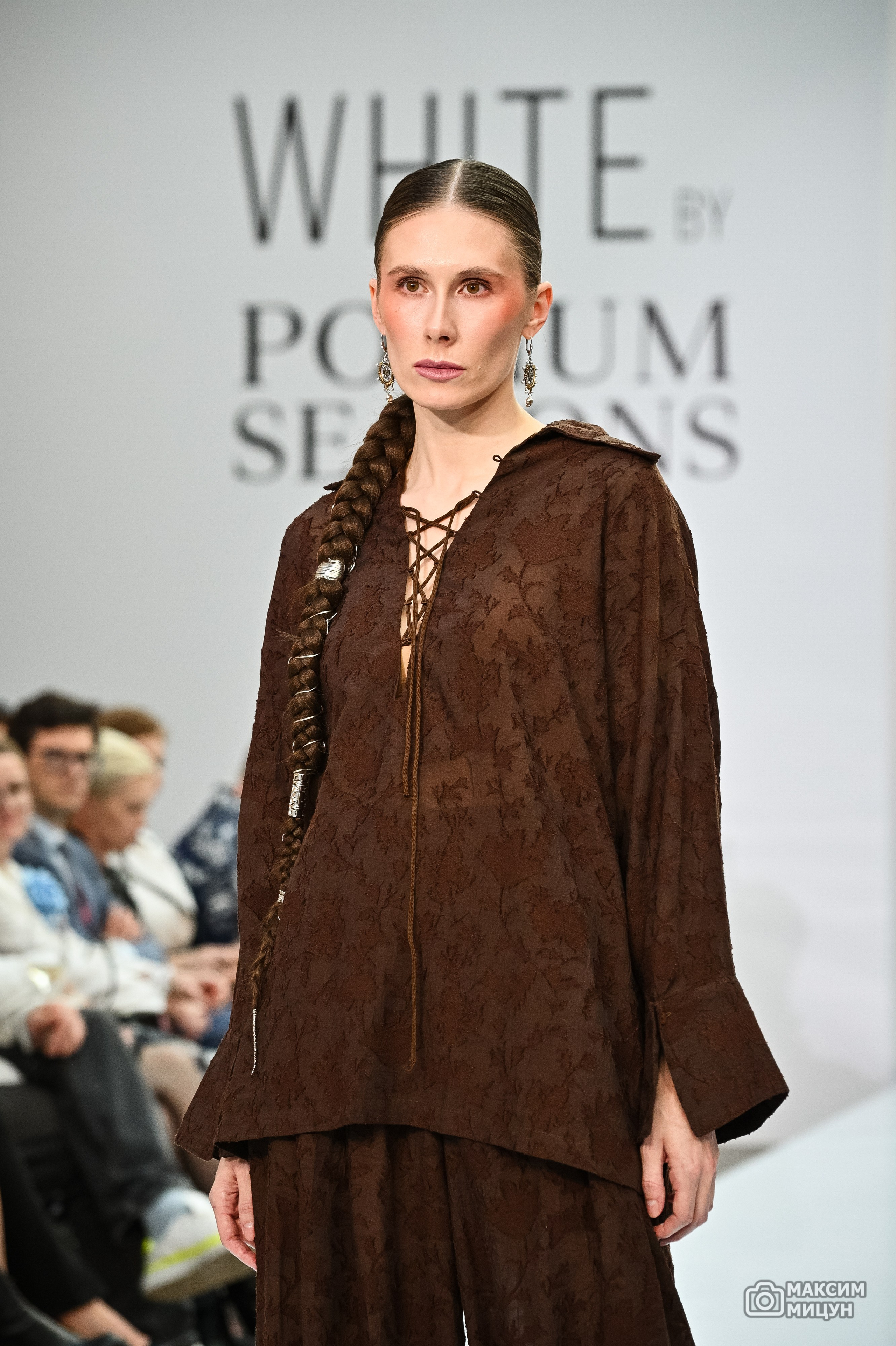 Модные показы. Фотограф Максим Мицун. Портрет, свадьба, репортаж, каталог