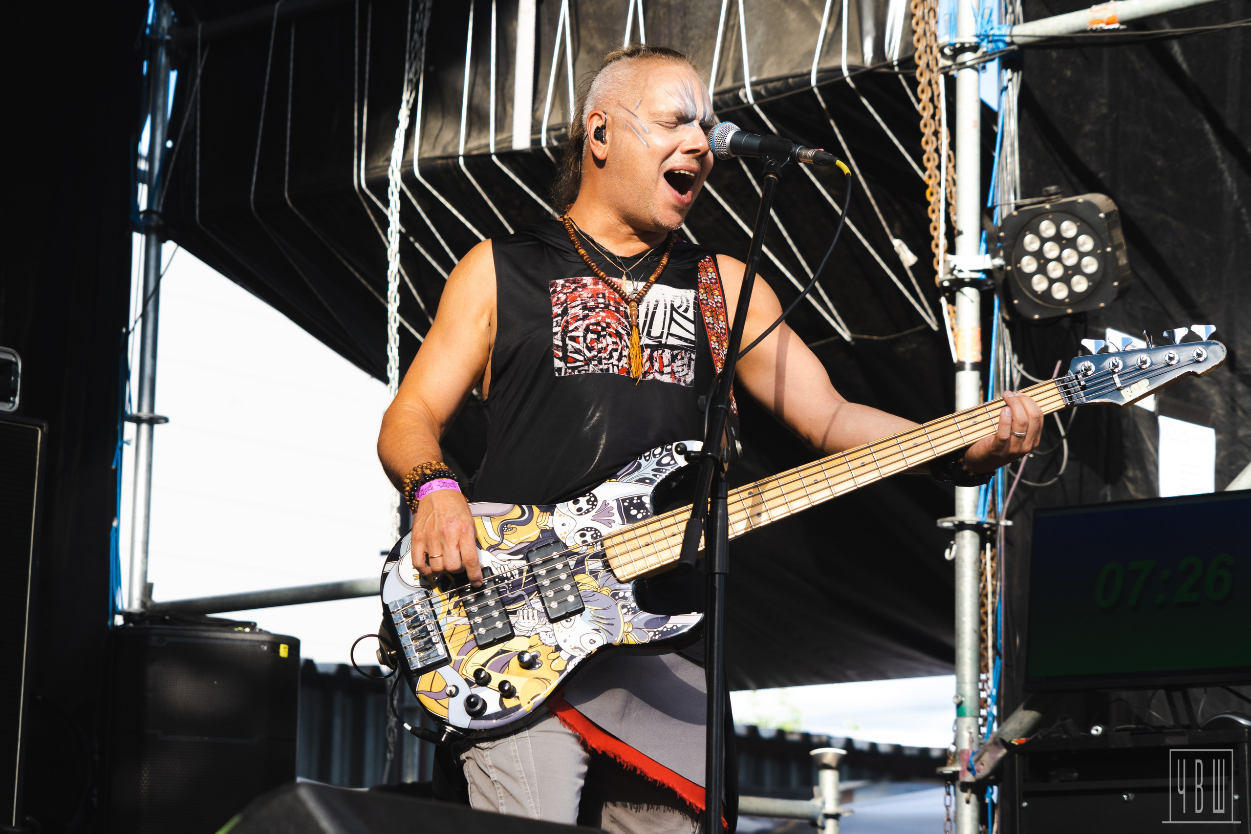 Живой! 2025, День Второй. Человек в Шляпе