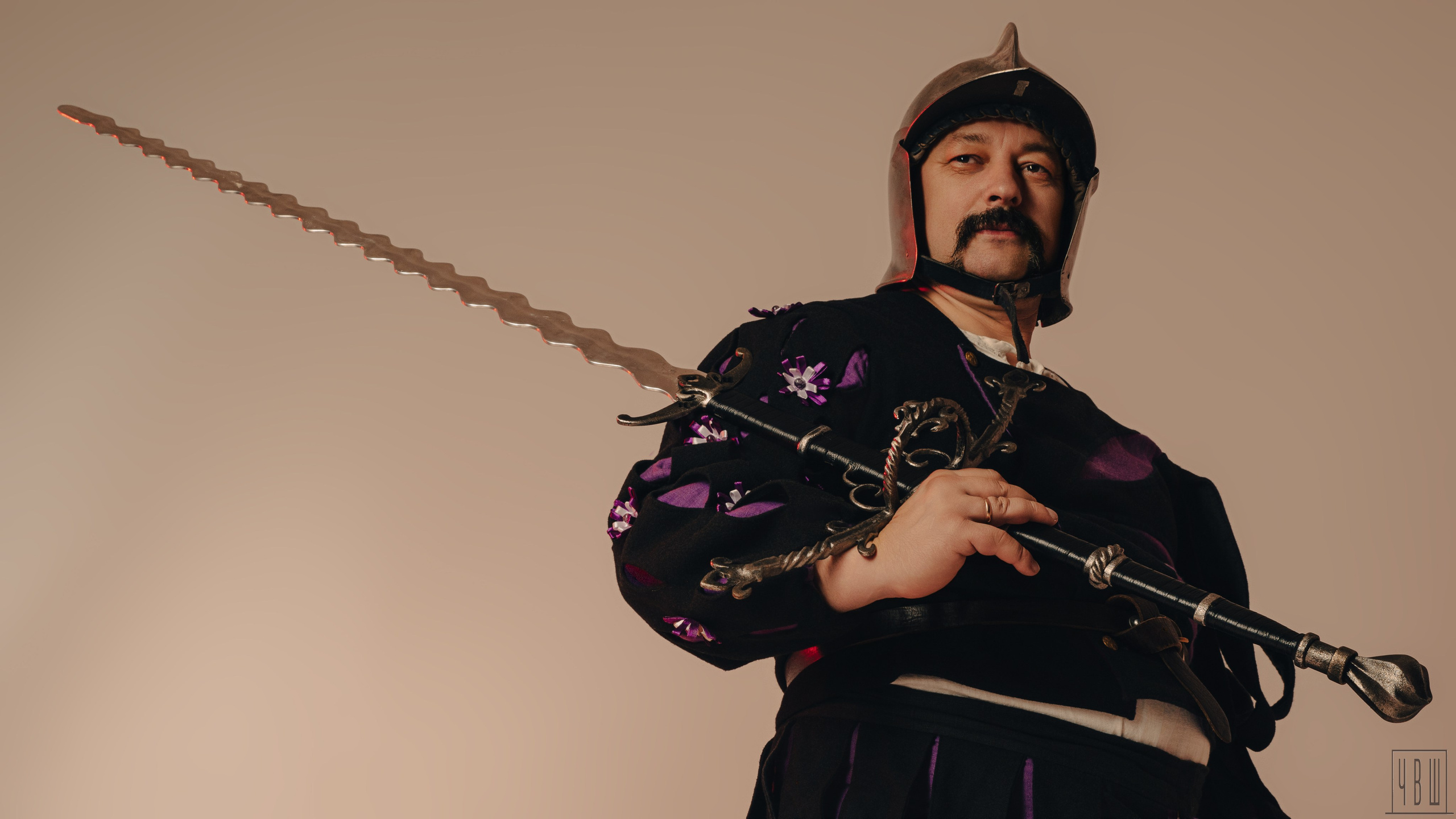 Влада и Леонид, 24.09.2025, Adini. Человек в Шляпе