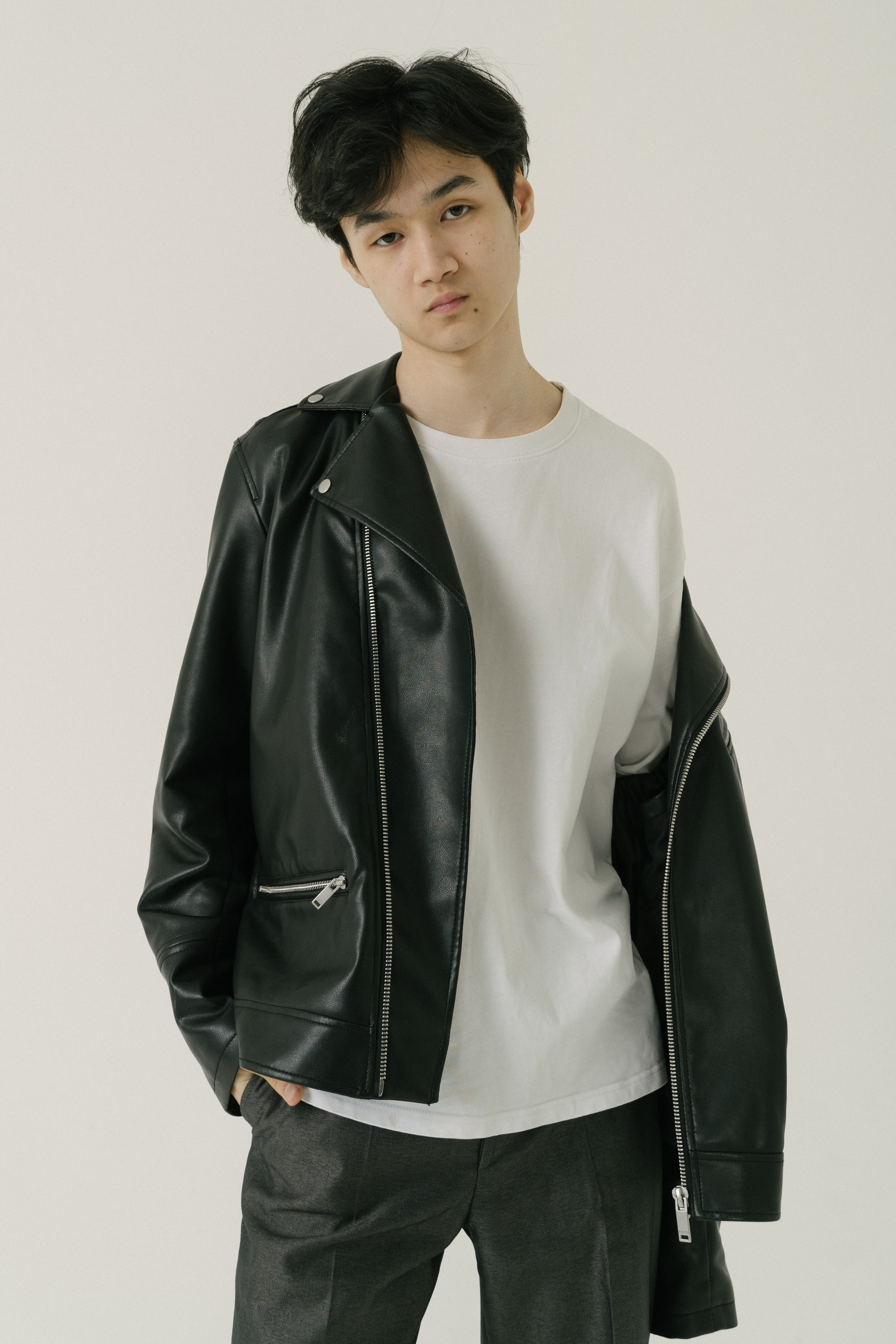 Марат. Главная