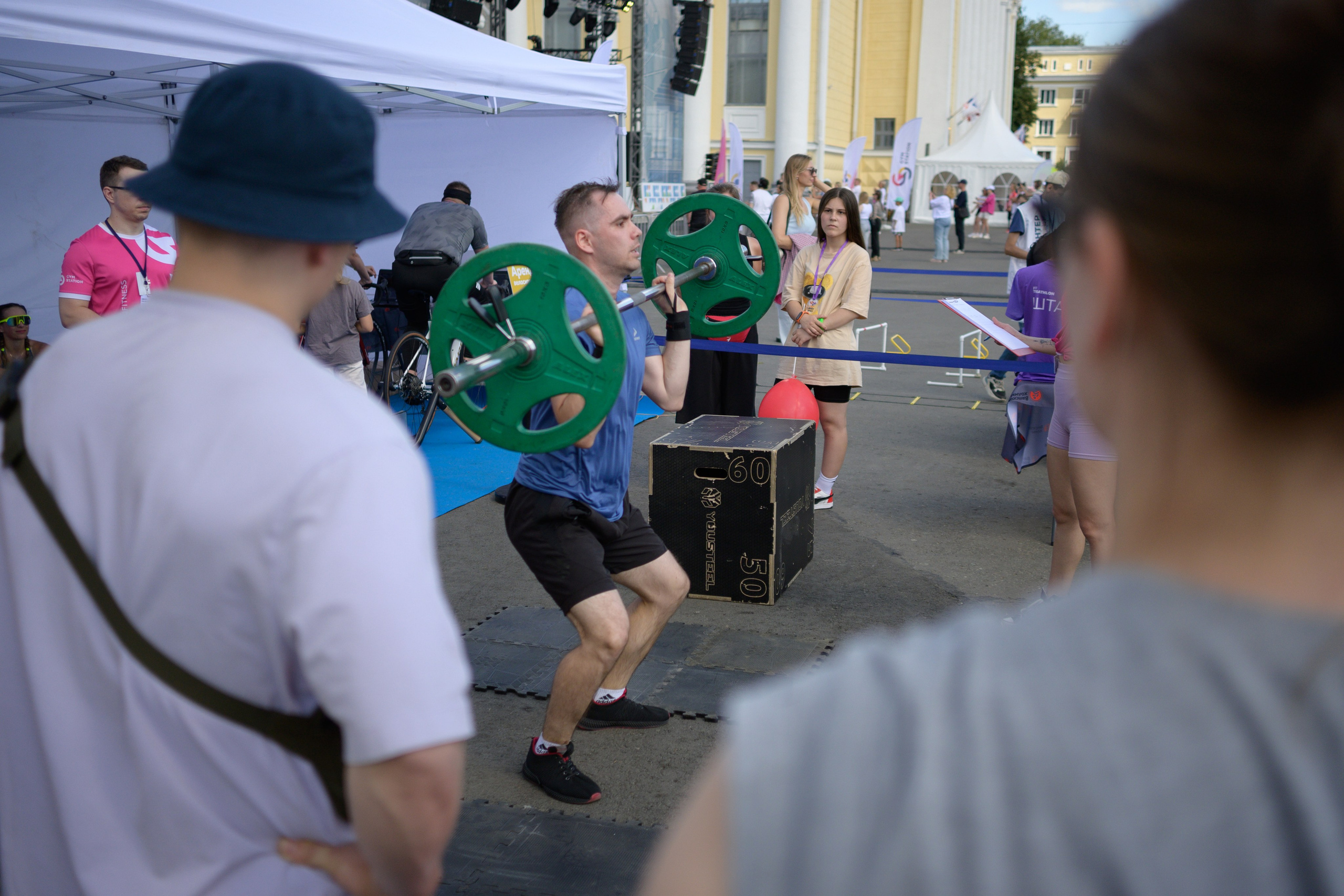 Семейный фитнес-фестиваль «Живи ярко»