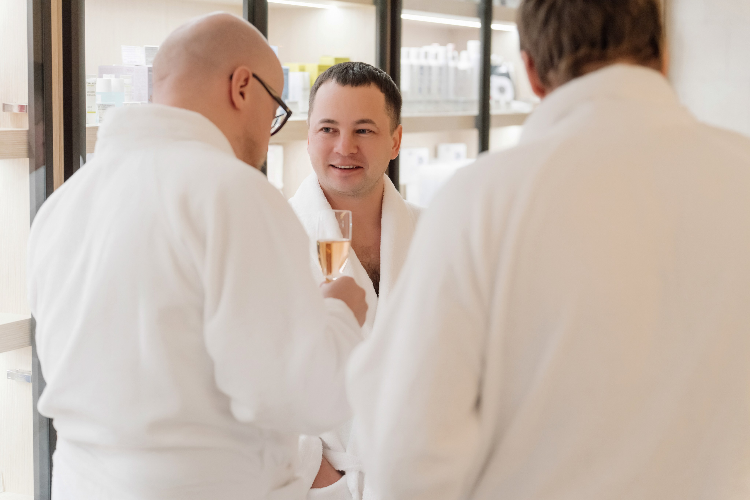 12 февраля (BENUAR Pool Party). BENUAR Restaurant