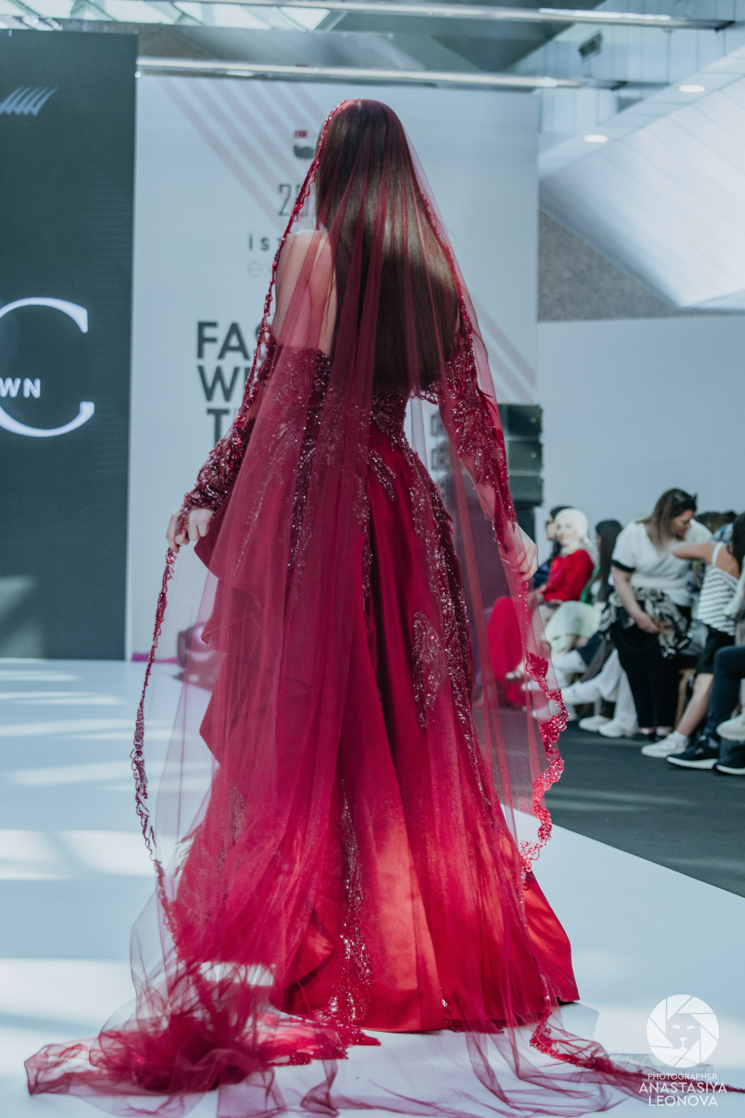 Fashion Week Türkiye [spring, 2025]. Anastasia Leonowa